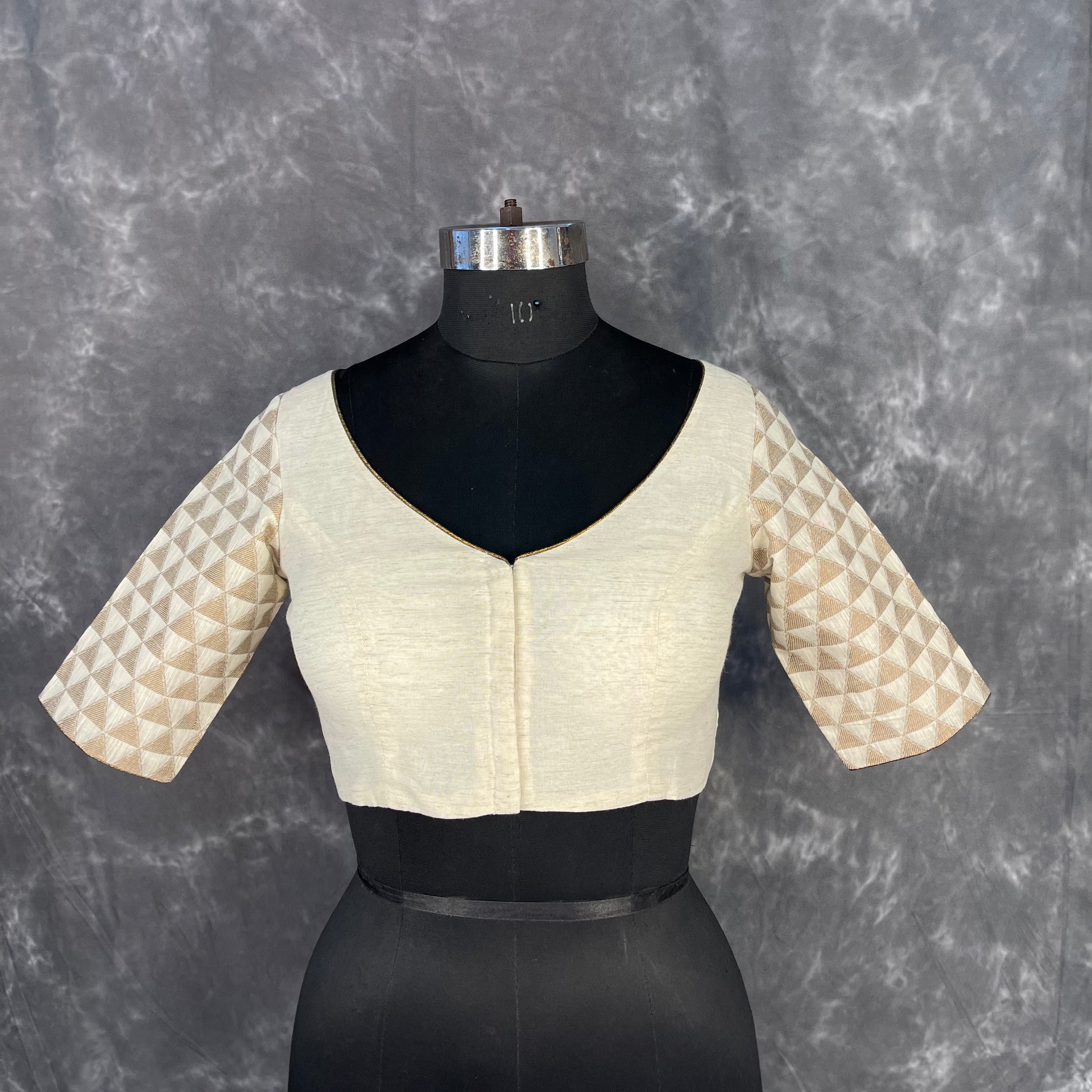 Barf Ki Saugat Cream Coloured Chanderi Cotton & Chanderi Broket Ready to Wear Blouse - kapda Tailor | Swadesiicart
