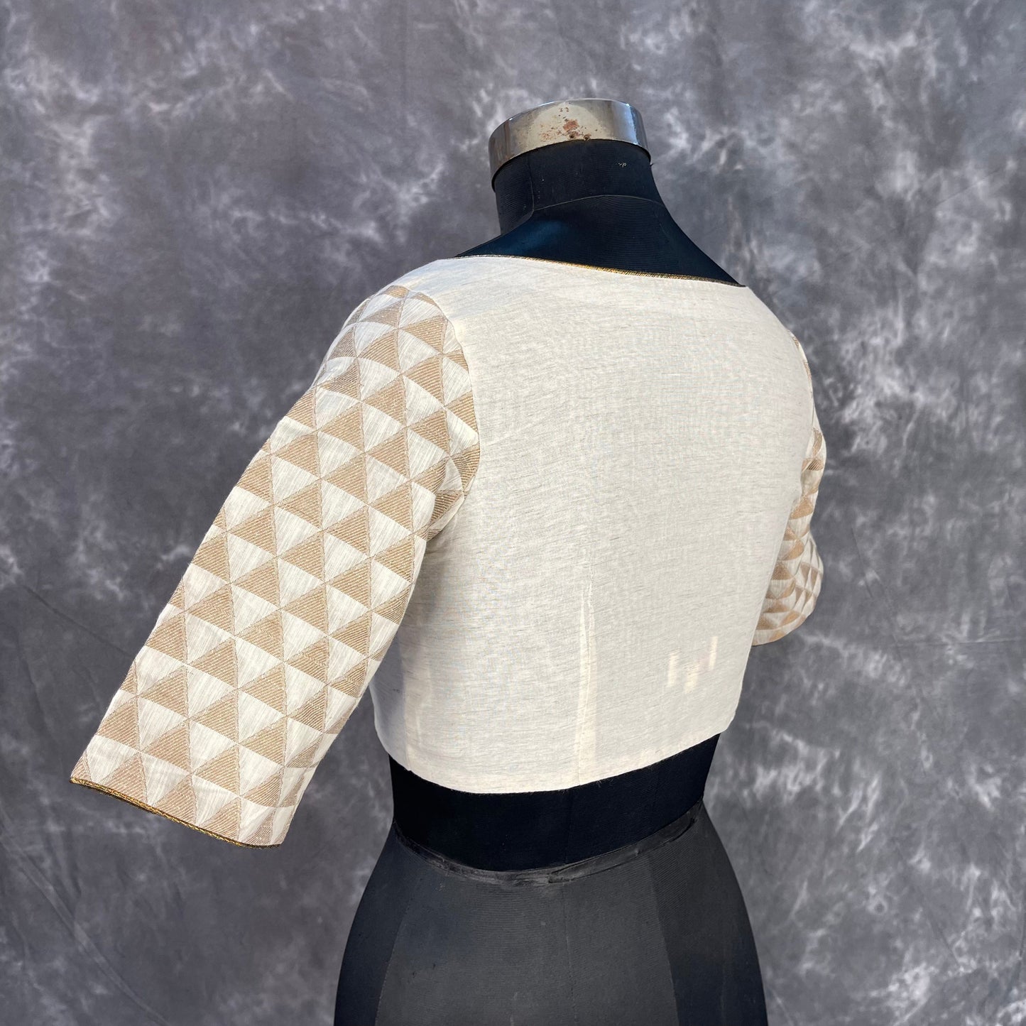 Barf Ki Saugat Cream Coloured Chanderi Cotton & Chanderi Broket Ready to Wear Blouse - kapda Tailor | Swadesiicart
