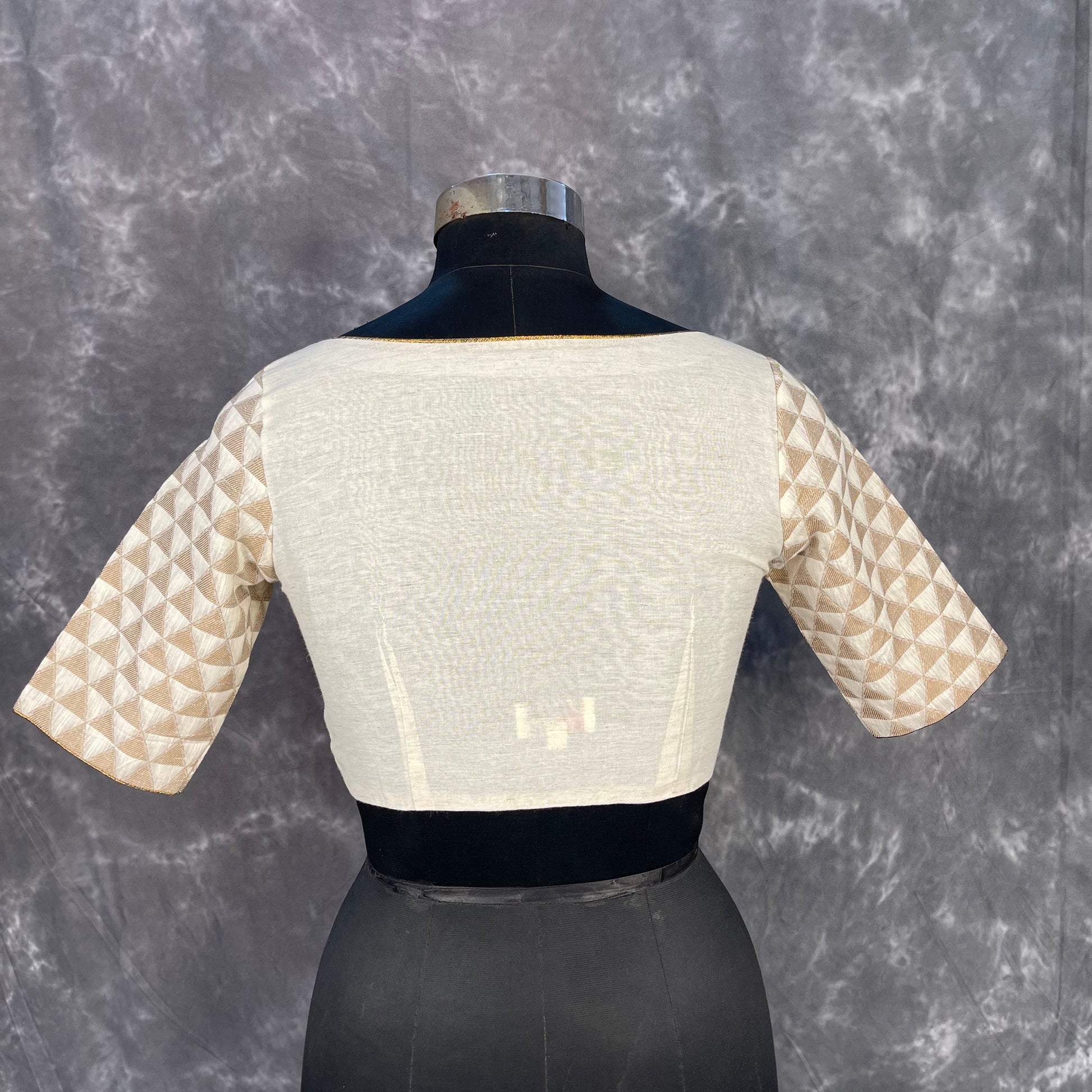 Barf Ki Saugat Cream Coloured Chanderi Cotton & Chanderi Broket Ready to Wear Blouse - kapda Tailor | Swadesiicart