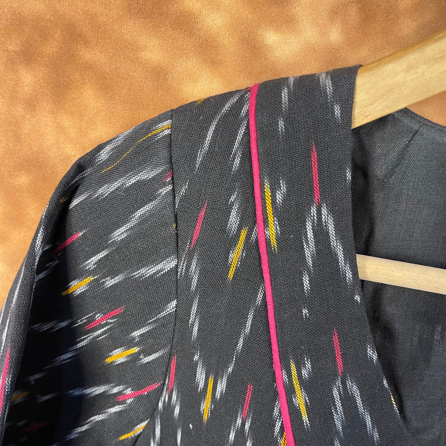 Ikat Riwayaat Black Coloured Ikat Cotton Ready to Wear Blouse - kapda Tailor | Swadesiicart