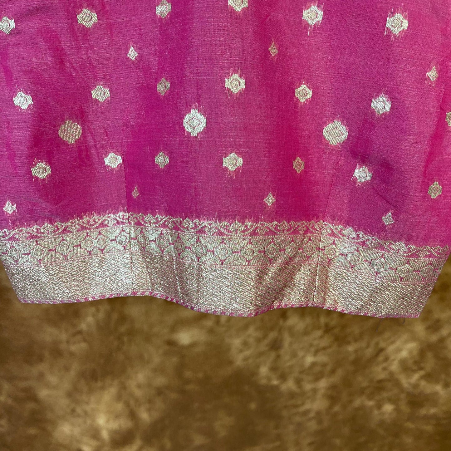 Mann Mohanaa Pink Coloured Chanderi Broket Ready to Wear Blouse - kapda Tailor | Swadesiicart