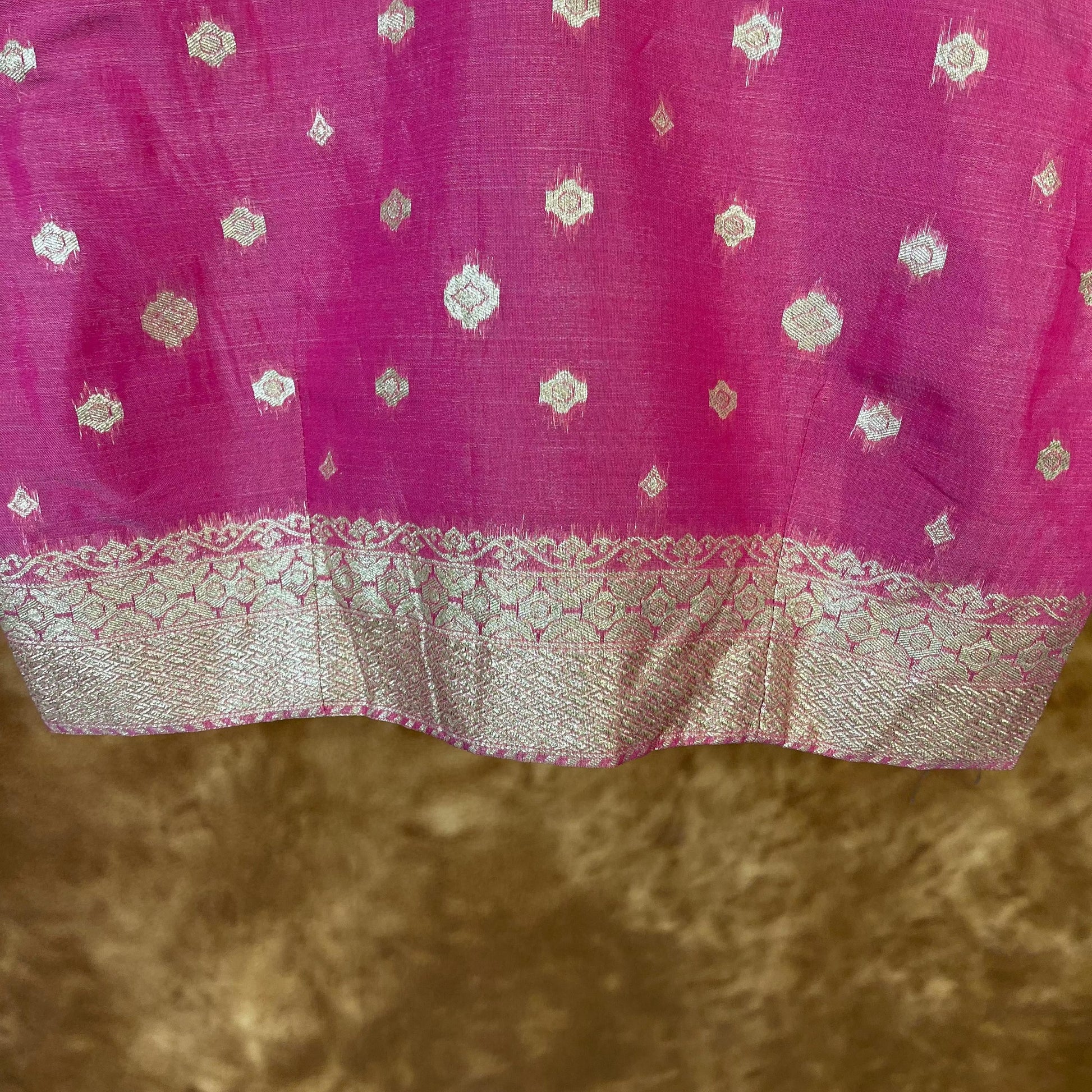 Mann Mohanaa Pink Coloured Chanderi Broket Ready to Wear Blouse - kapda Tailor | Swadesiicart