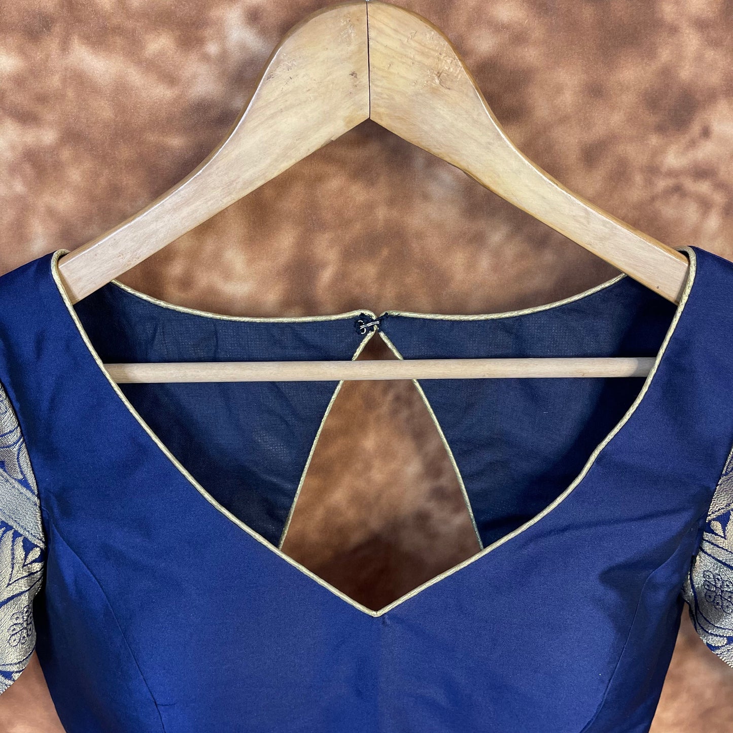 Trypan Blue Blue Coloured Silk / Broket Ready to Wear Blouse - kapda Tailor | Swadesiicart