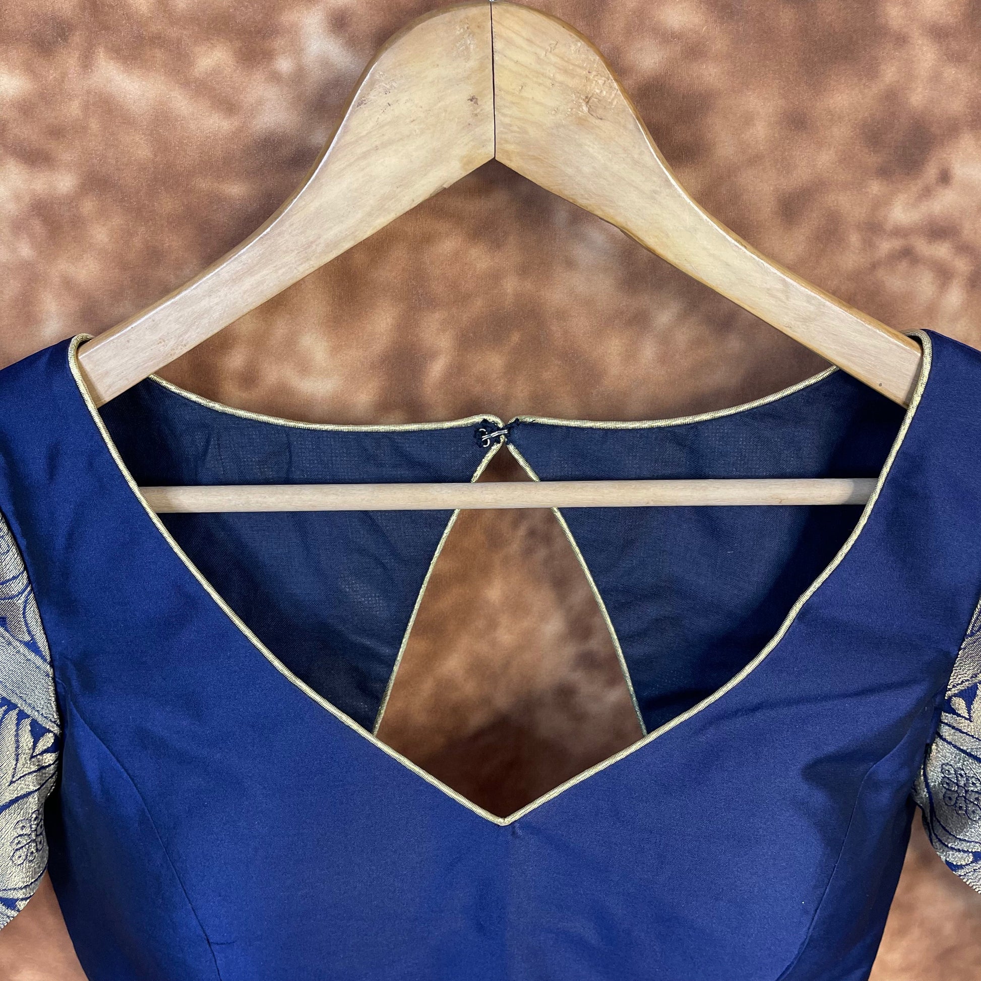 Trypan Blue Blue Coloured Silk / Broket Ready to Wear Blouse - kapda Tailor | Swadesiicart