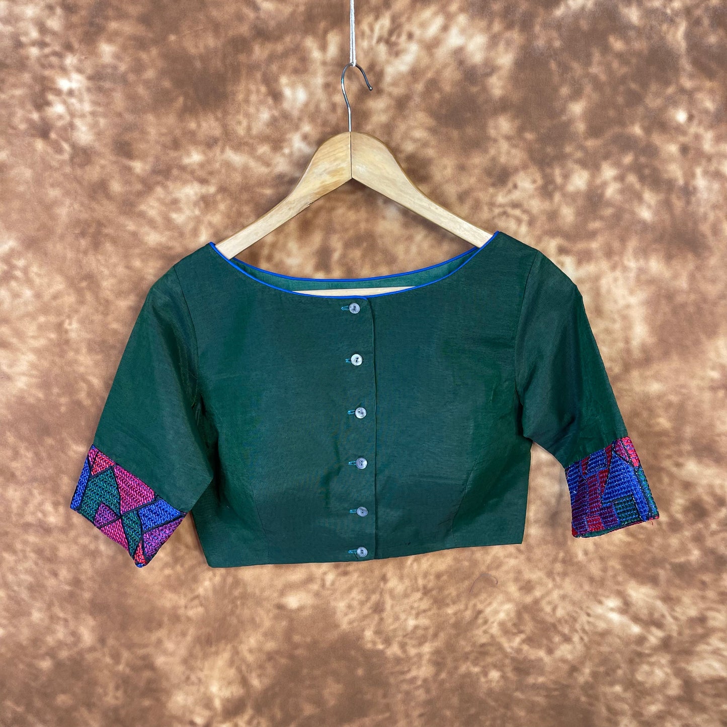 Hari Bhari Zindagi Green Coloured Chanderi Ready to Wear Blouse - kapda Tailor | Swadesiicart