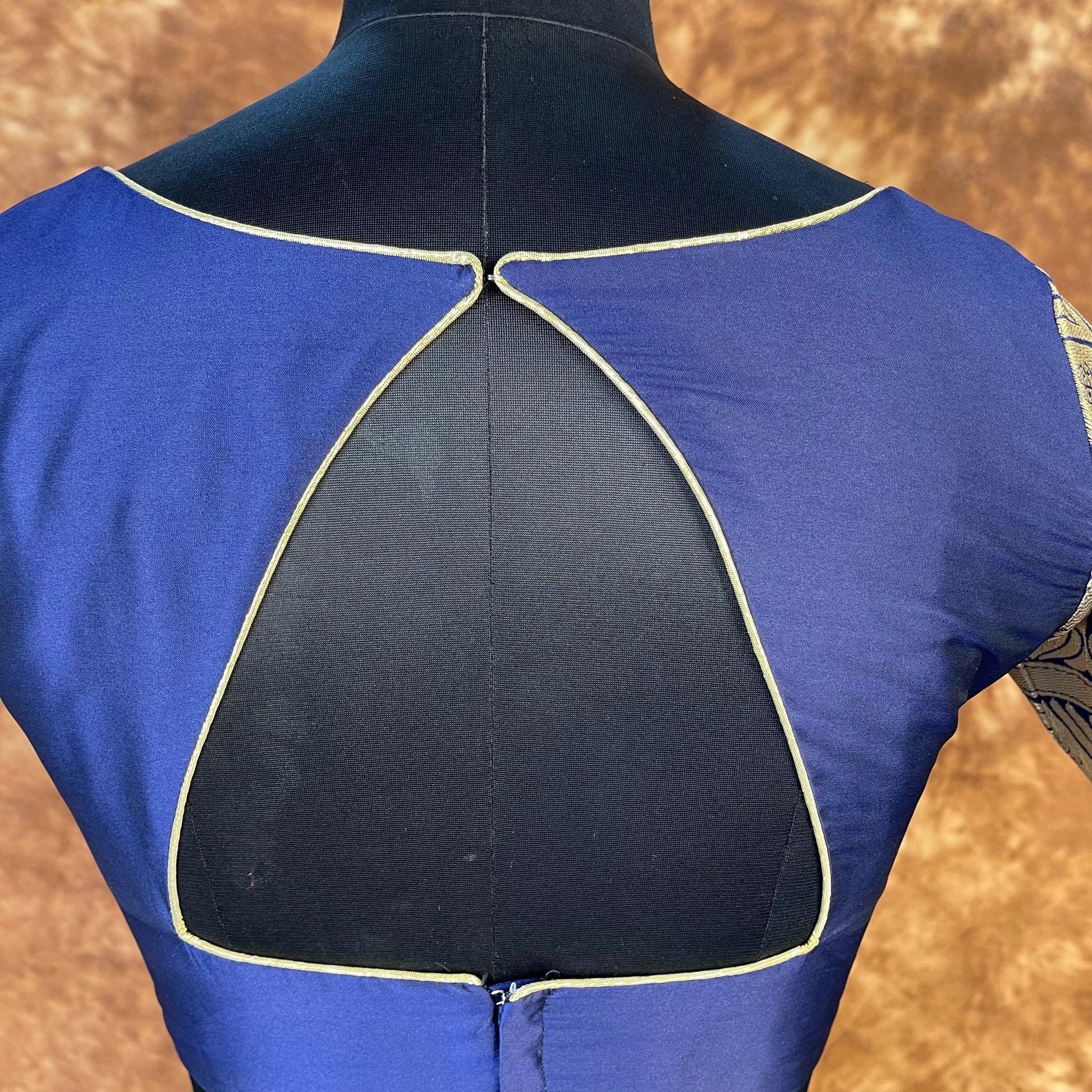 Trypan Blue Blue Coloured Silk / Broket Ready to Wear Blouse - kapda Tailor | Swadesiicart