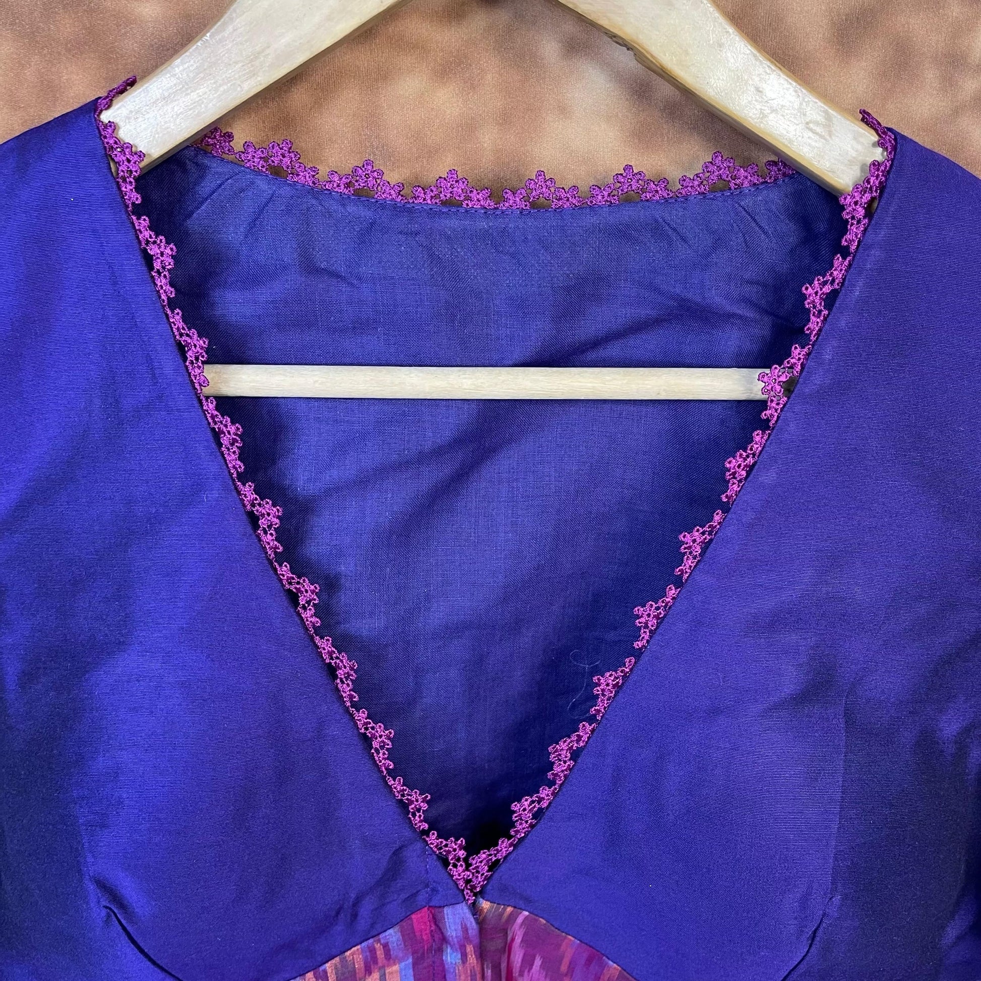 Khwaabon Ka Jharokha Blue Coloured Cotton Silk /Silk Ready to Wear Blouse - kapda Tailor | Swadesiicart