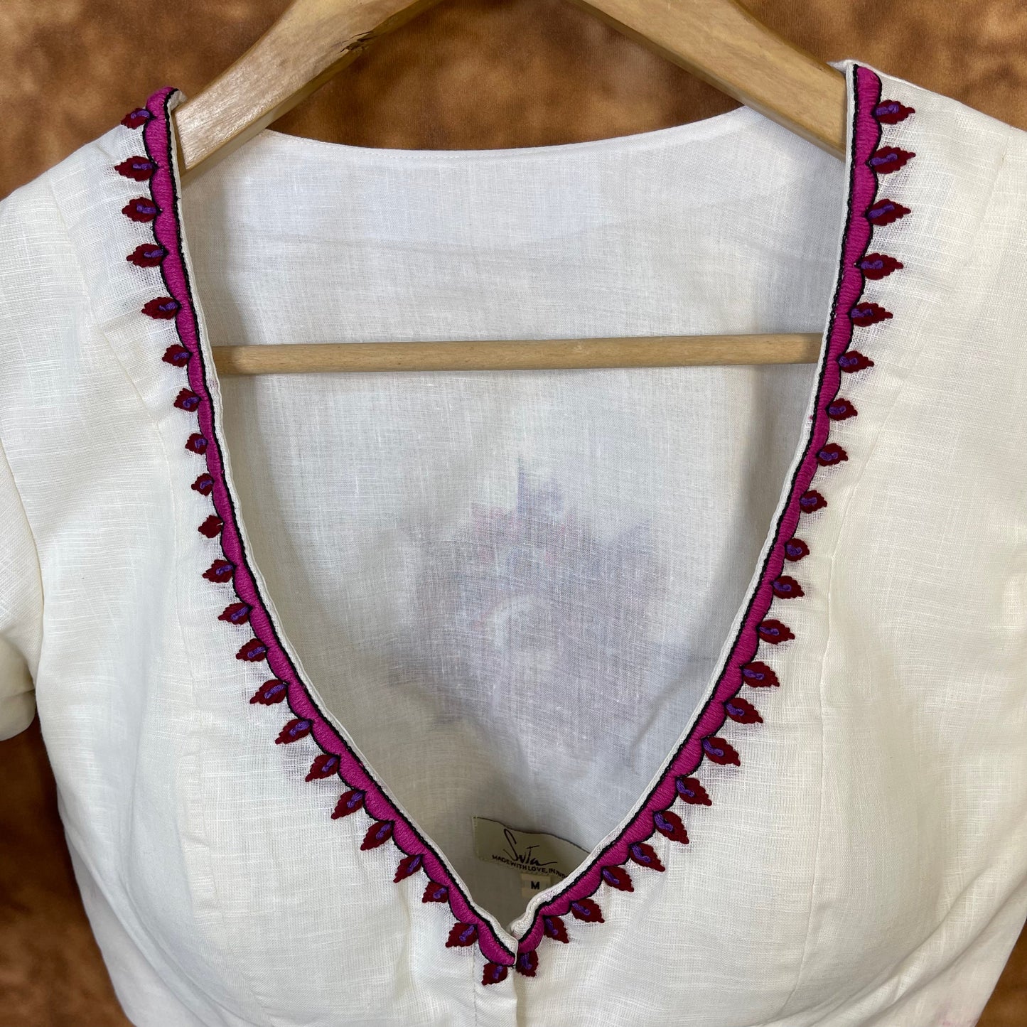 Jumaani Jashn Off White Coloured Slub Cotton Ready to Wear Blouse - kapda Tailor | Swadesiicart