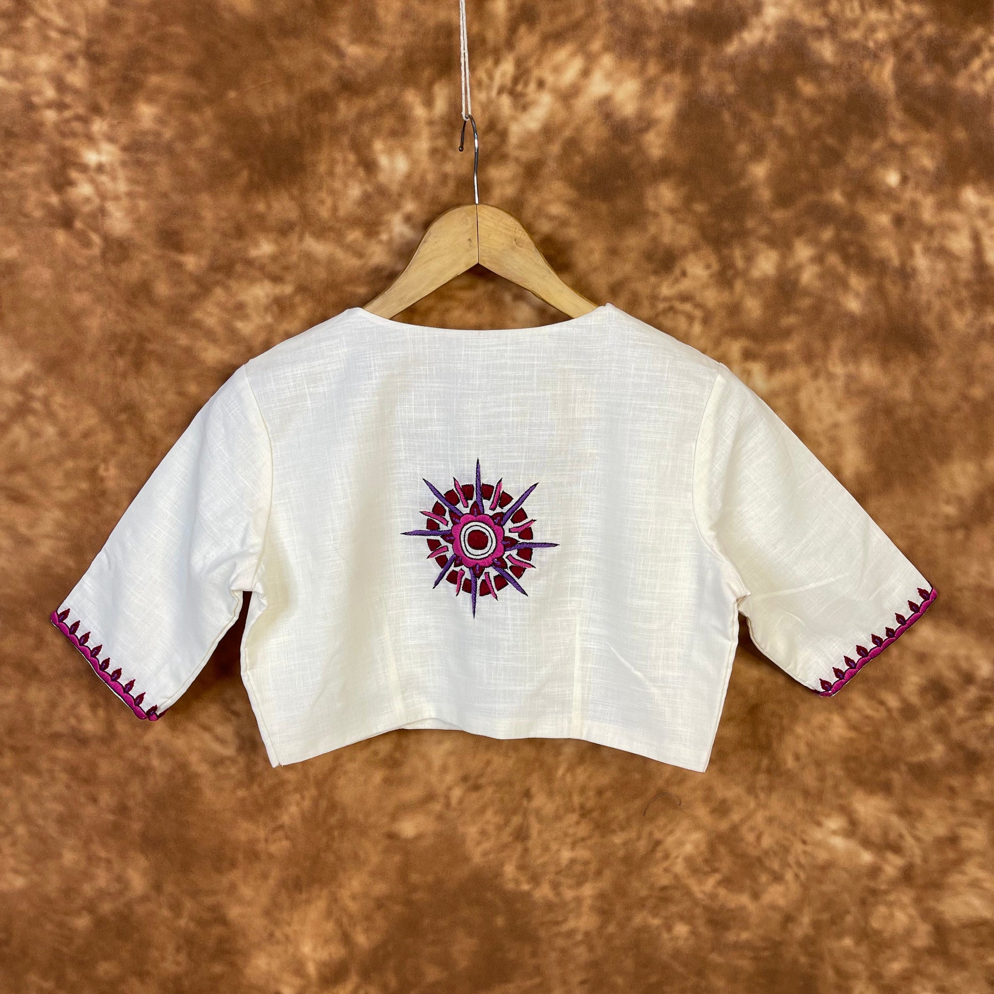 Jumaani Jashn Off White Coloured Slub Cotton Ready to Wear Blouse - kapda Tailor | Swadesiicart