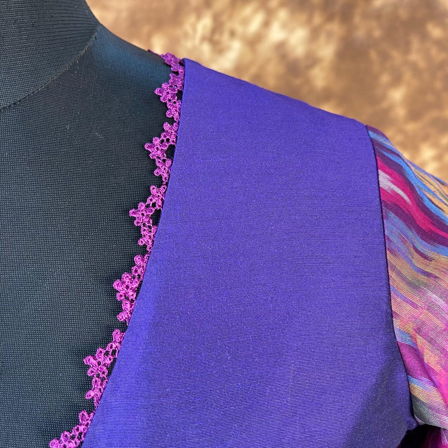 Khwaabon Ka Jharokha Blue Coloured Cotton Silk /Silk Ready to Wear Blouse - kapda Tailor | Swadesiicart