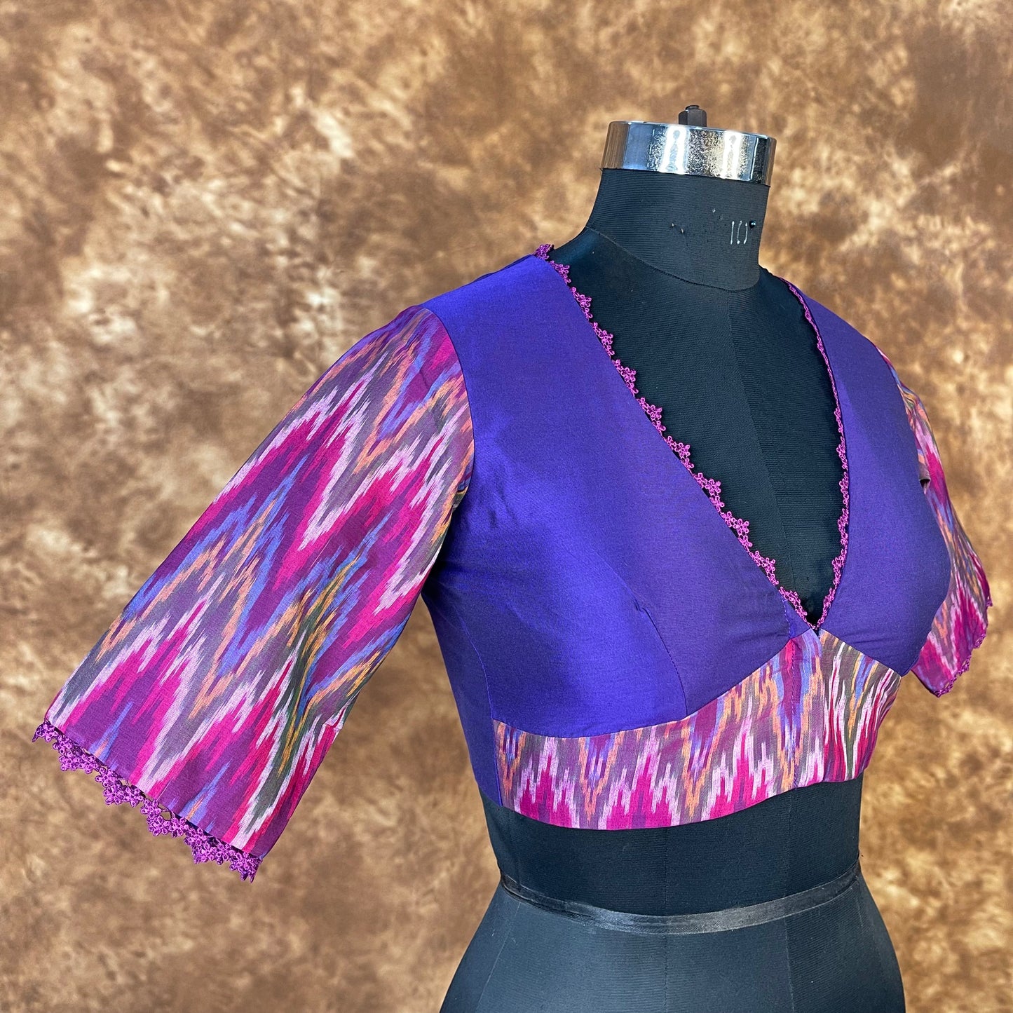 Khwaabon Ka Jharokha Blue Coloured Cotton Silk /Silk Ready to Wear Blouse - kapda Tailor | Swadesiicart