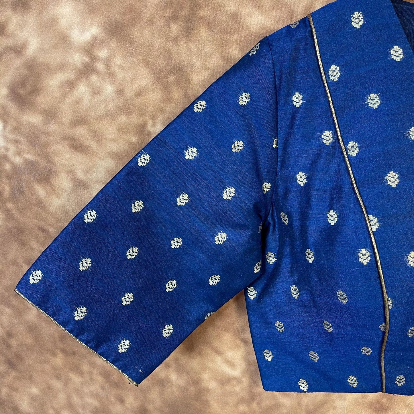 Coral Jari Buta Blue Coloured Silk With Zari Buta Ready to Wear Blouse - kapda Tailor | Swadesiicart