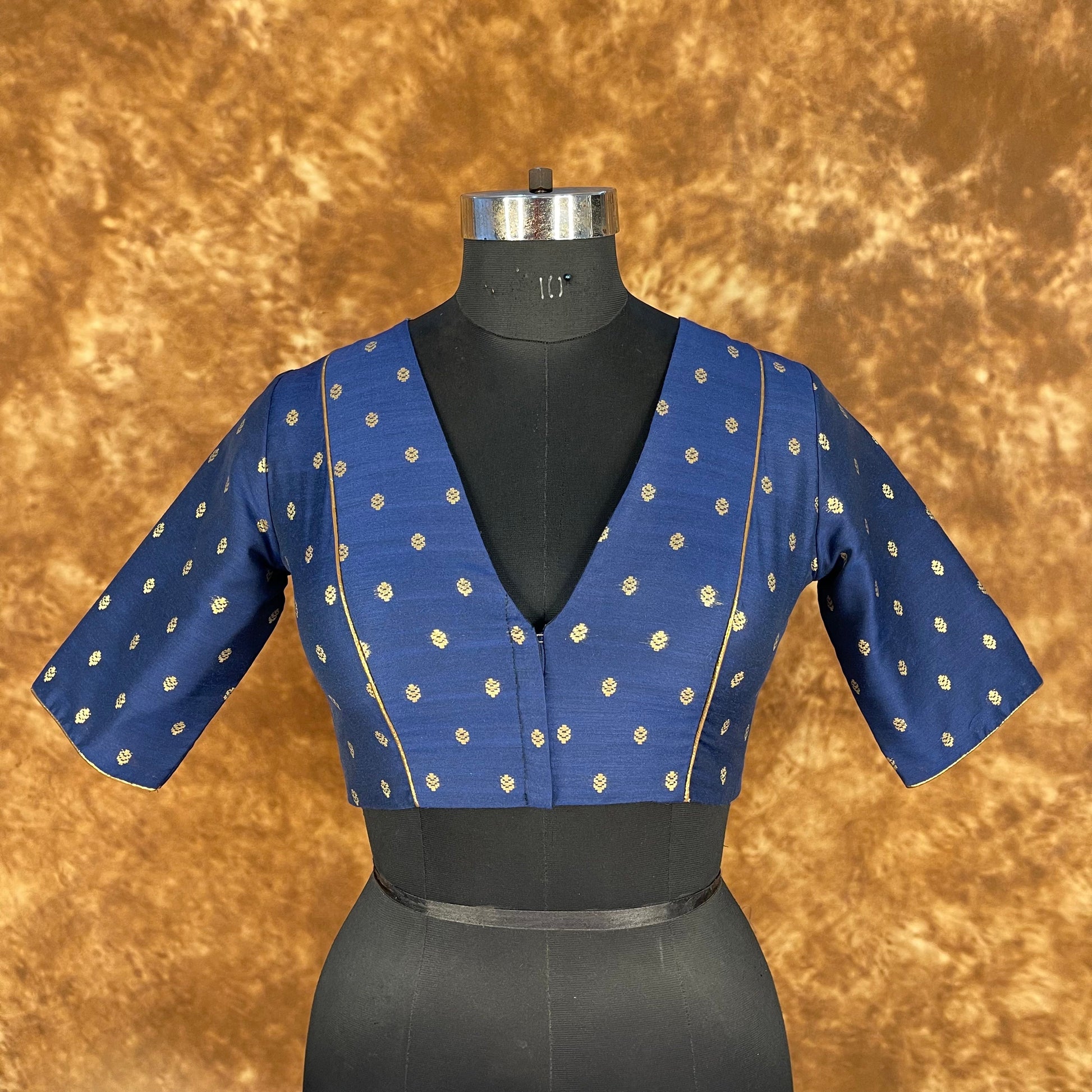 Coral Jari Buta Blue Coloured Silk With Zari Buta Ready to Wear Blouse - kapda Tailor | Swadesiicart
