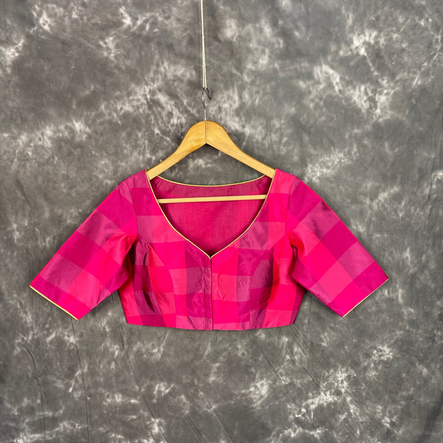 Piped Pleasure Rani Pink Coloured Silk Ready to Wear Blouse - kapda Tailor | Swadesiicart