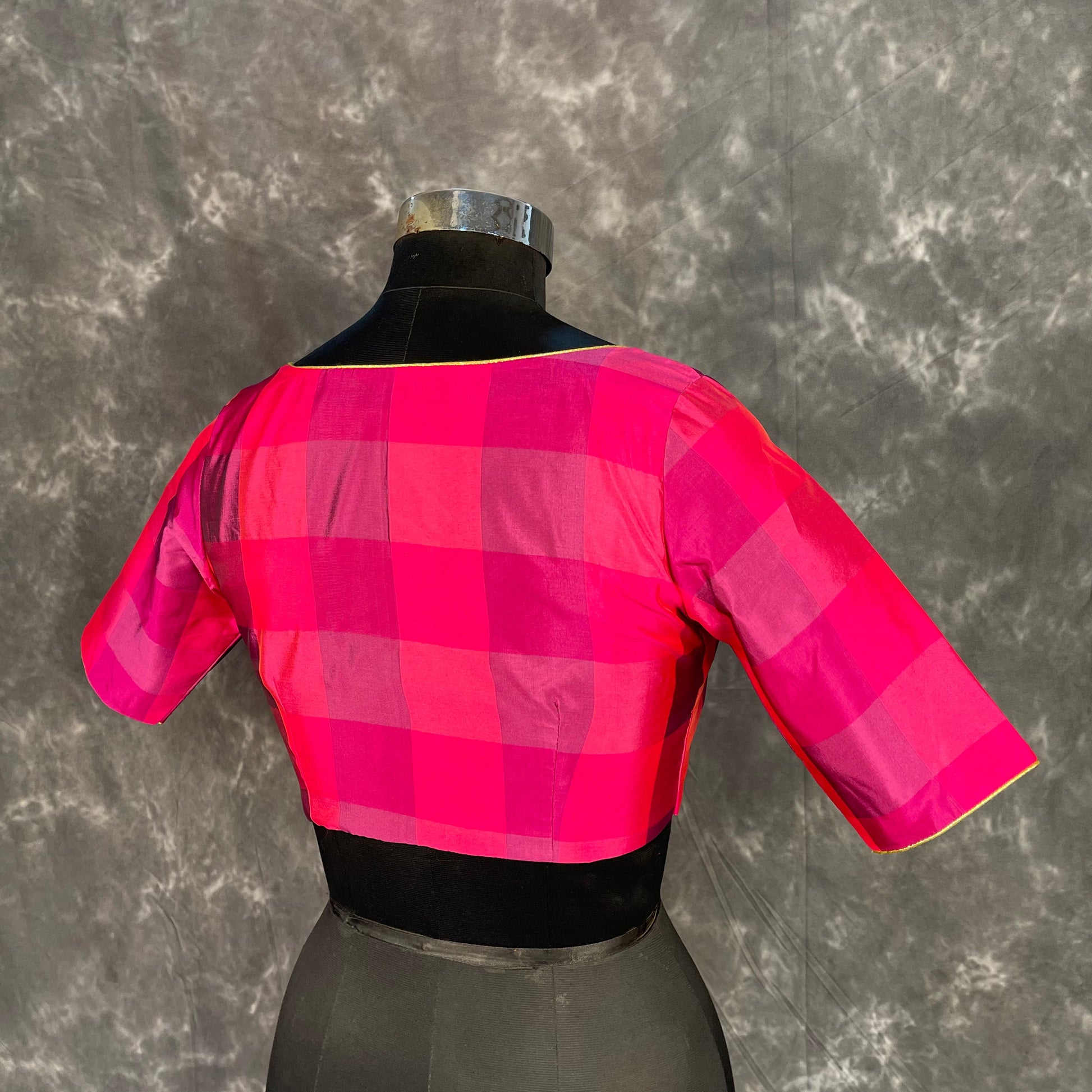Piped Pleasure Rani Pink Coloured Silk Ready to Wear Blouse - kapda Tailor | Swadesiicart