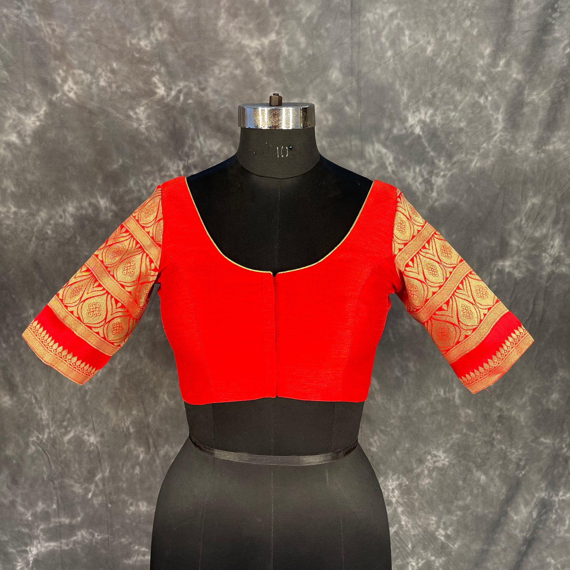 Suhaagan ki Laali Red Coloured Silk /Brocket Ready to Wear Blouse - kapda Tailor | Swadesiicart