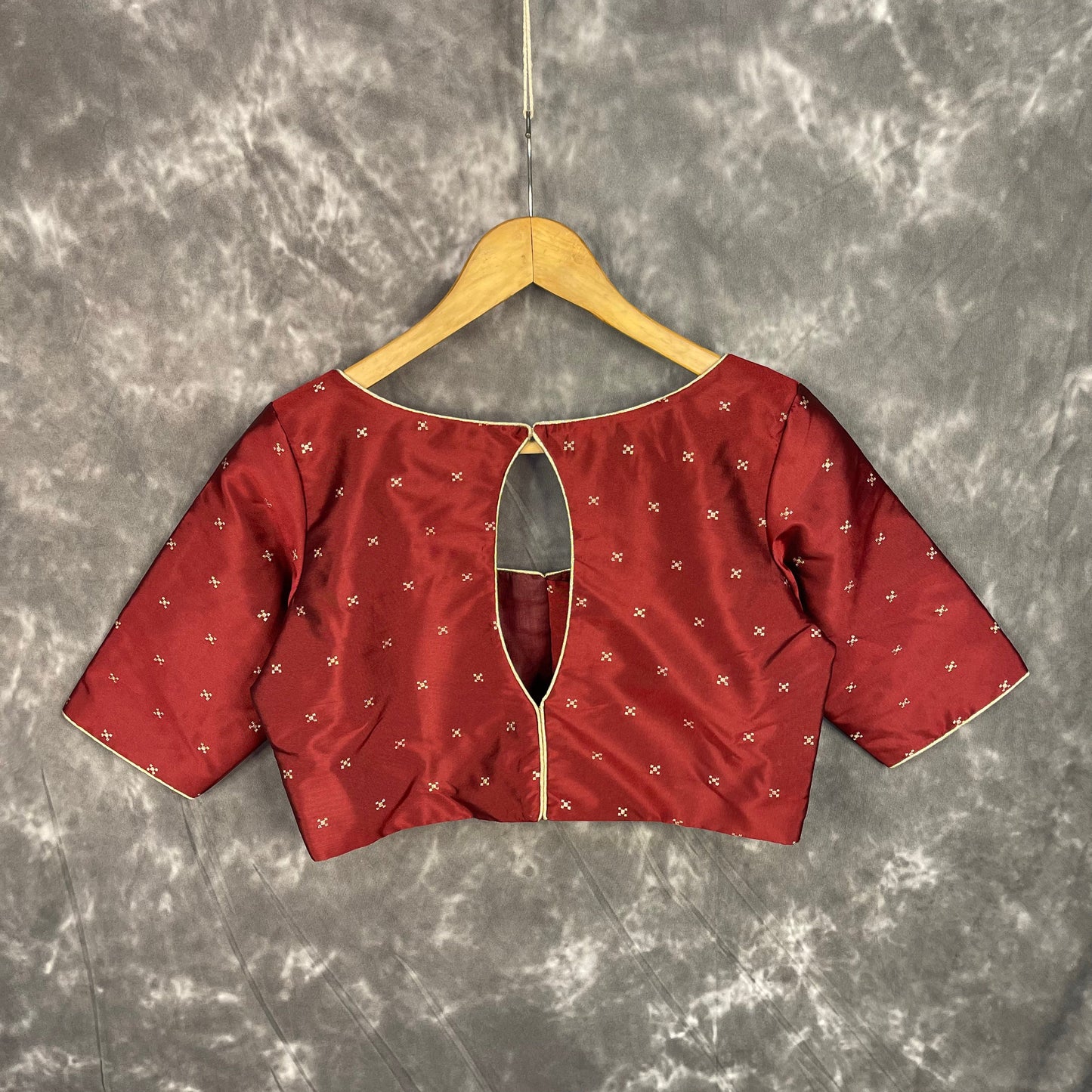 Matargashti Maroon Coloured Silk Ready to Wear Blouse - kapda Tailor | Swadesiicart