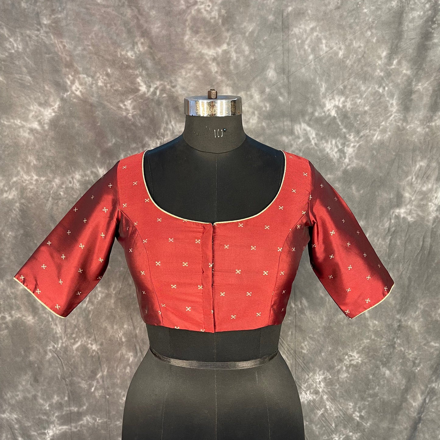 Matargashti Maroon Coloured Silk Ready to Wear Blouse - kapda Tailor | Swadesiicart