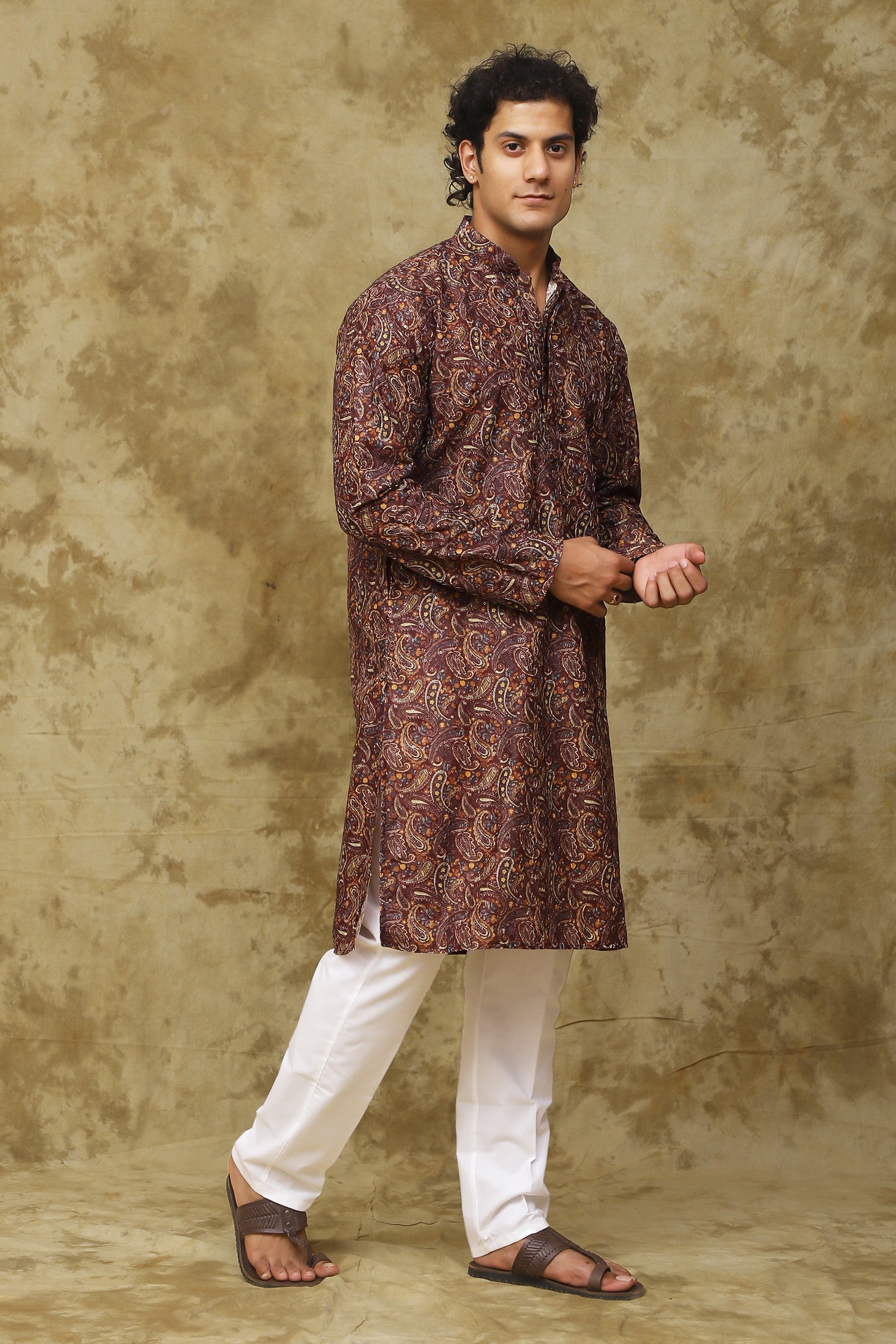 Bluesaanchi Men's Chikankari Embroidered Kurta Set - Brown | Swadesiicart