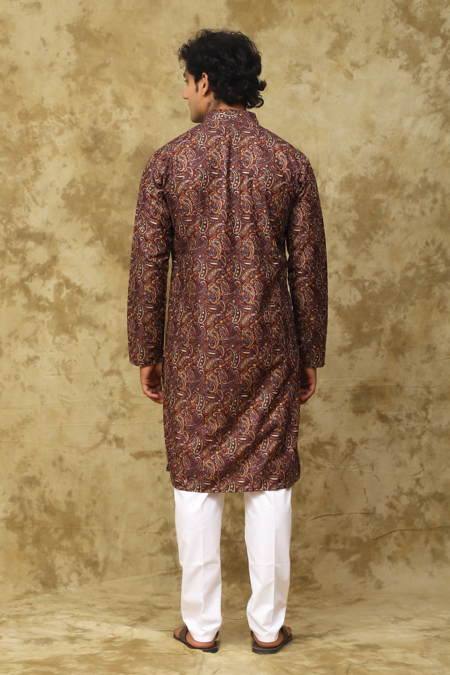 Bluesaanchi Men's Chikankari Embroidered Kurta Set - Brown | Swadesiicart
