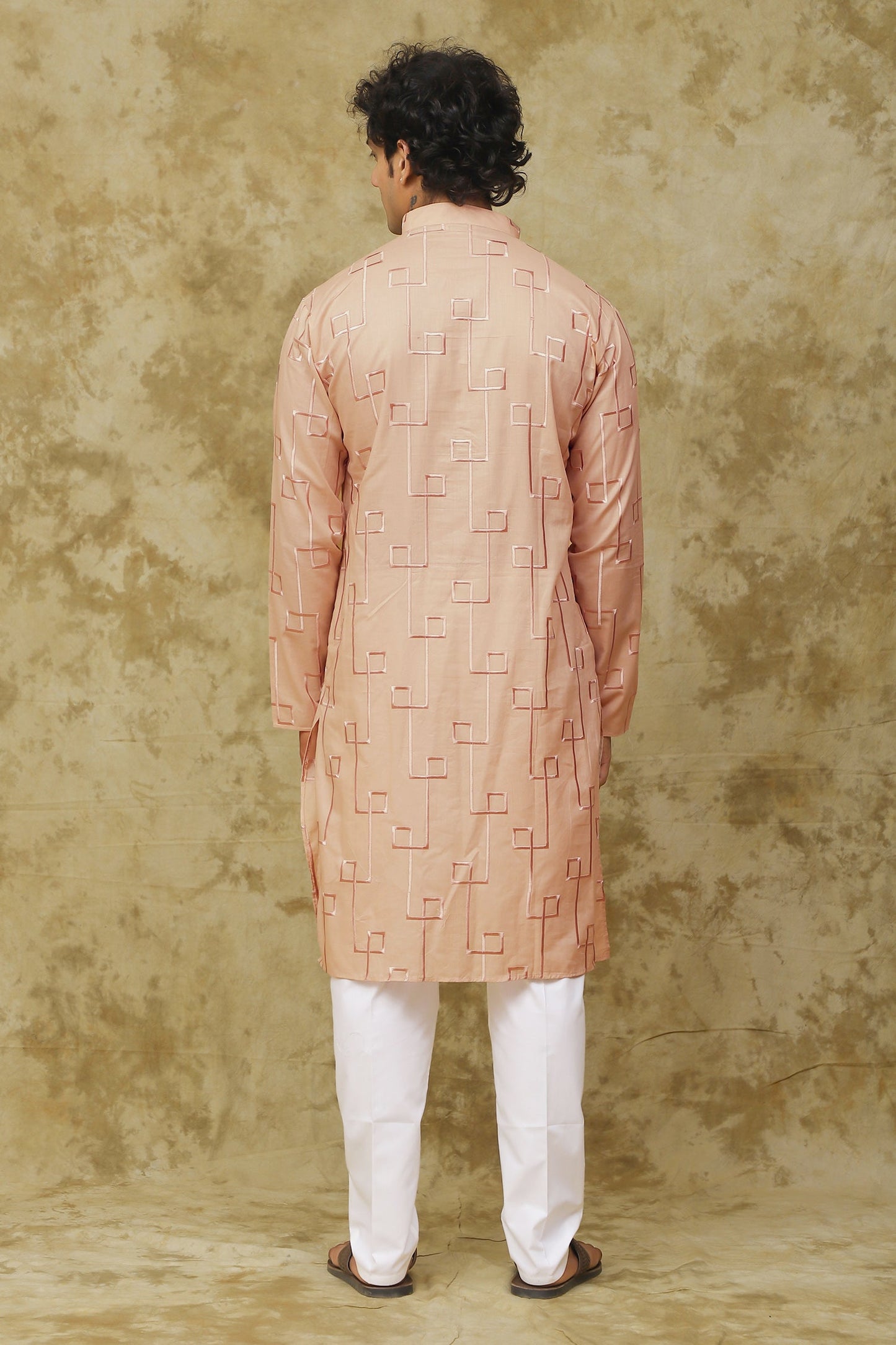 Bluesaanchi Men's Cotton Zari Embroidered Kurta Set - Peach Cream | Swadesiicart