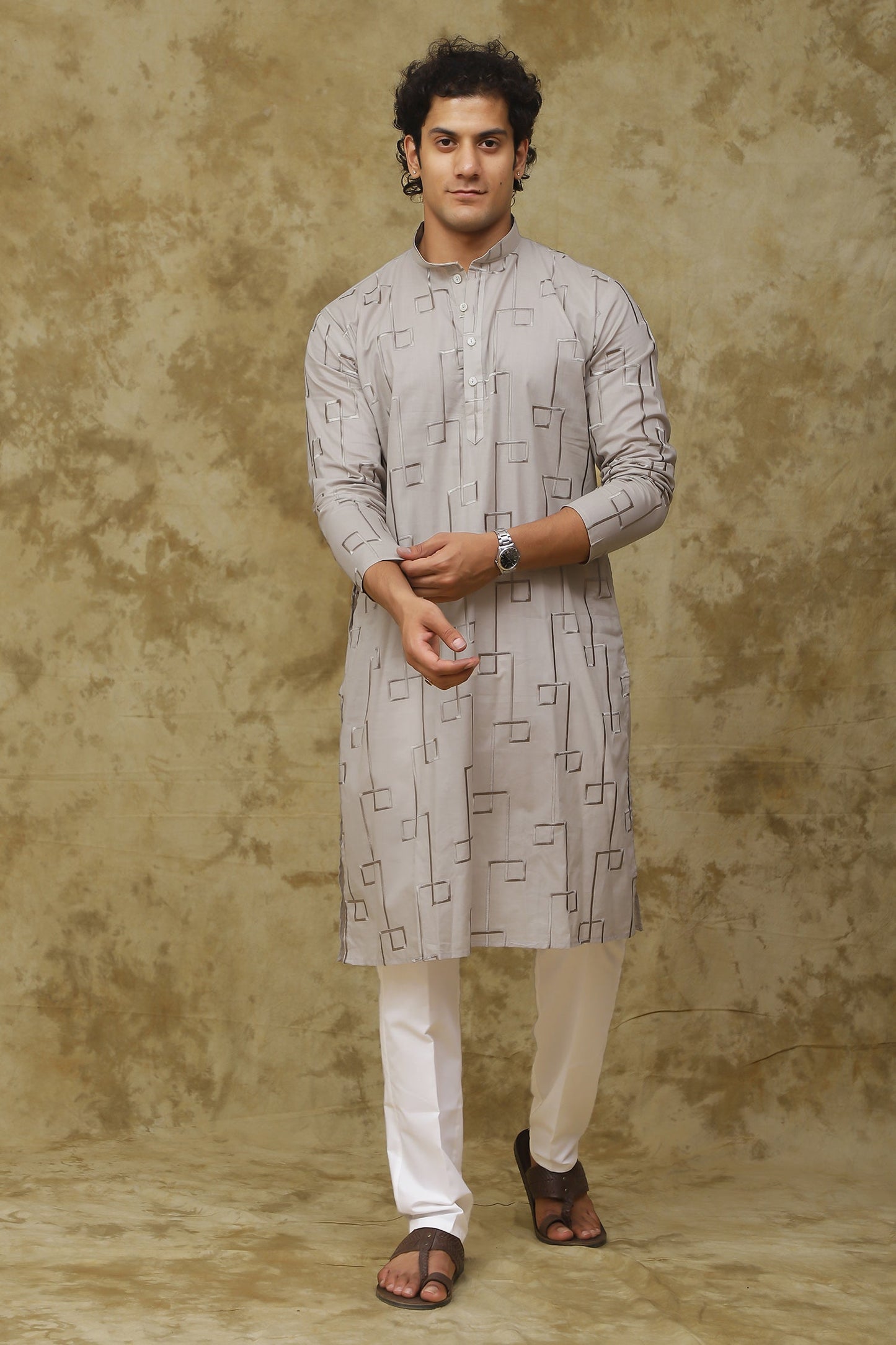 Bluesaanchi Men's Cotton Zari Embroidered Kurta Set - Grey | Swadesiicart