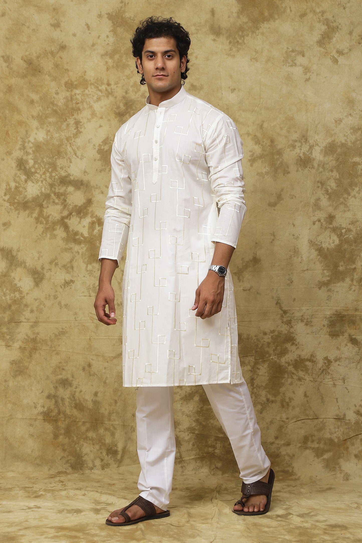Bluesaanchi Men's Cotton Zari Embroidered Kurta Set - White | Swadesiicart