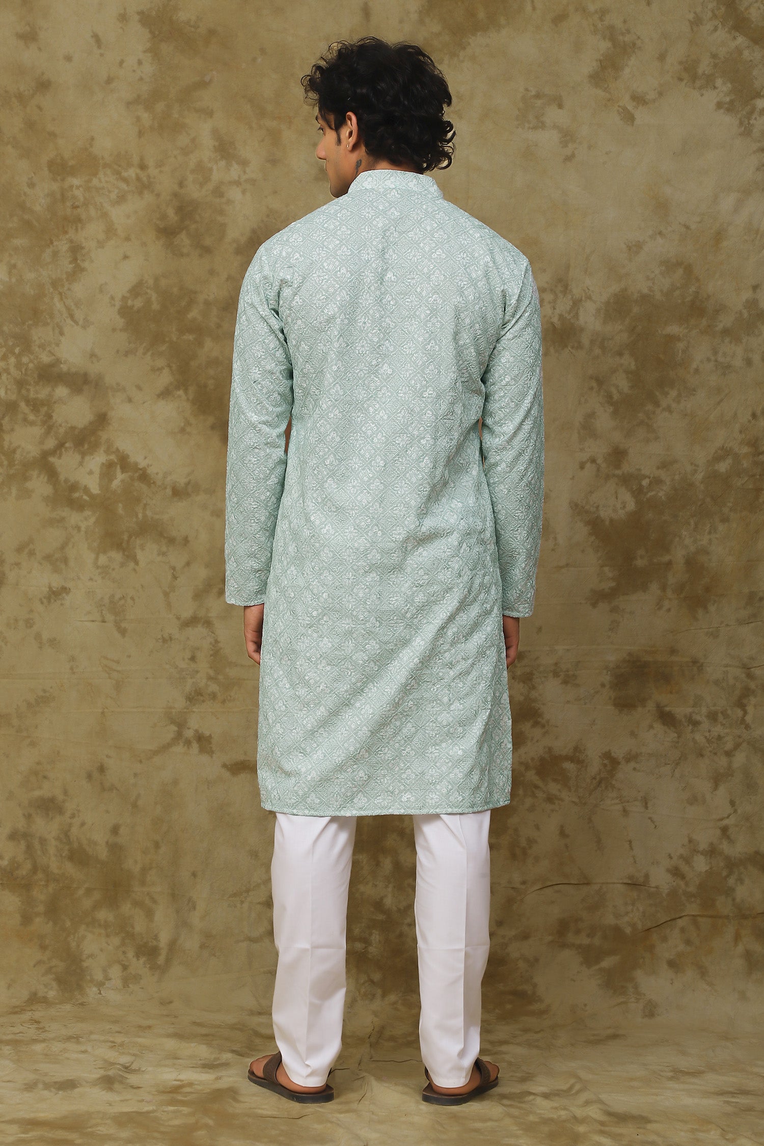 Bluesaanchi Men's Chikankari Embroidered Kurta Set - Light Green | Swadesiicart