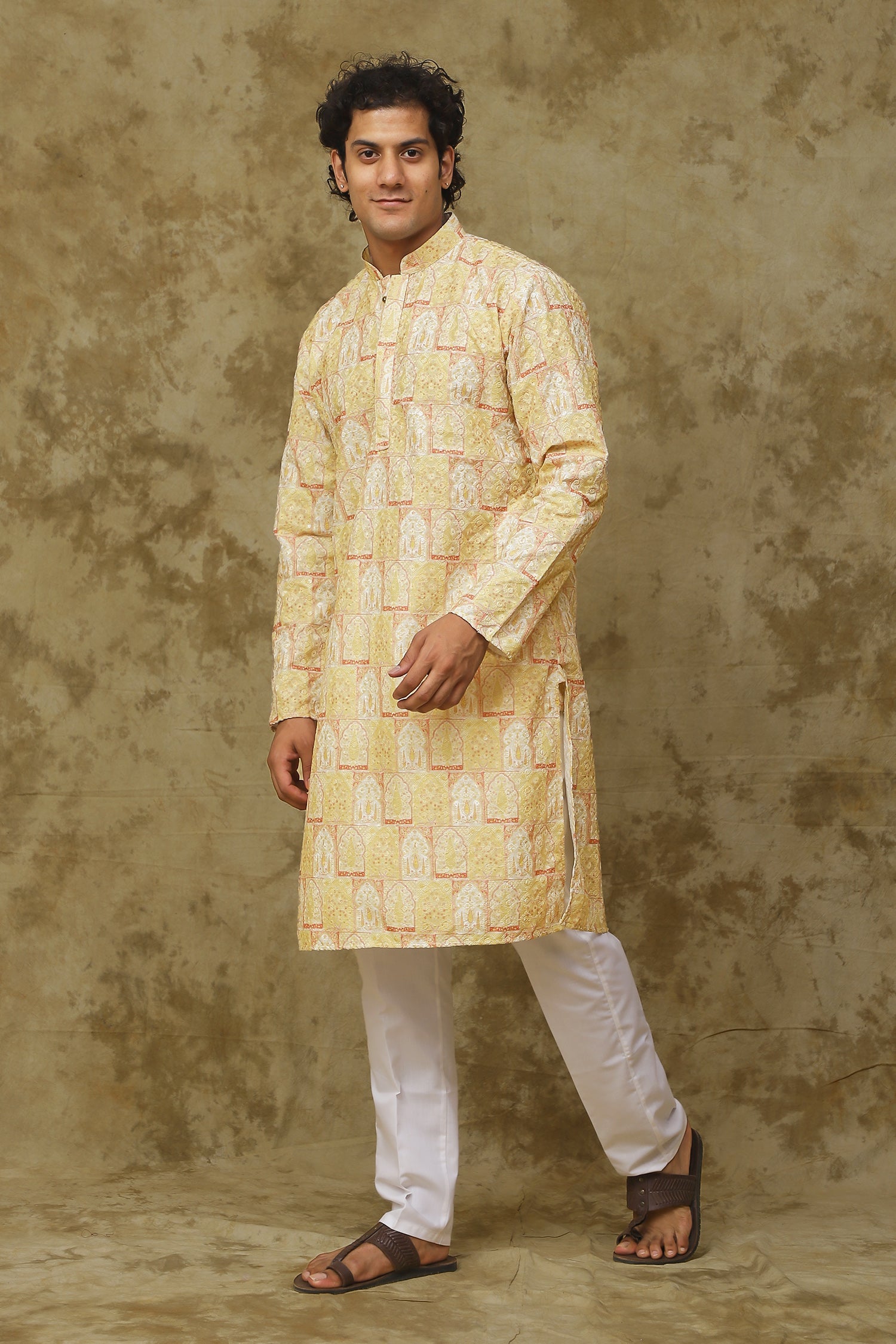 Bluesaanchi Men's Mango Khidki Butta Embroidered Kurta Set | Swadesiicart
