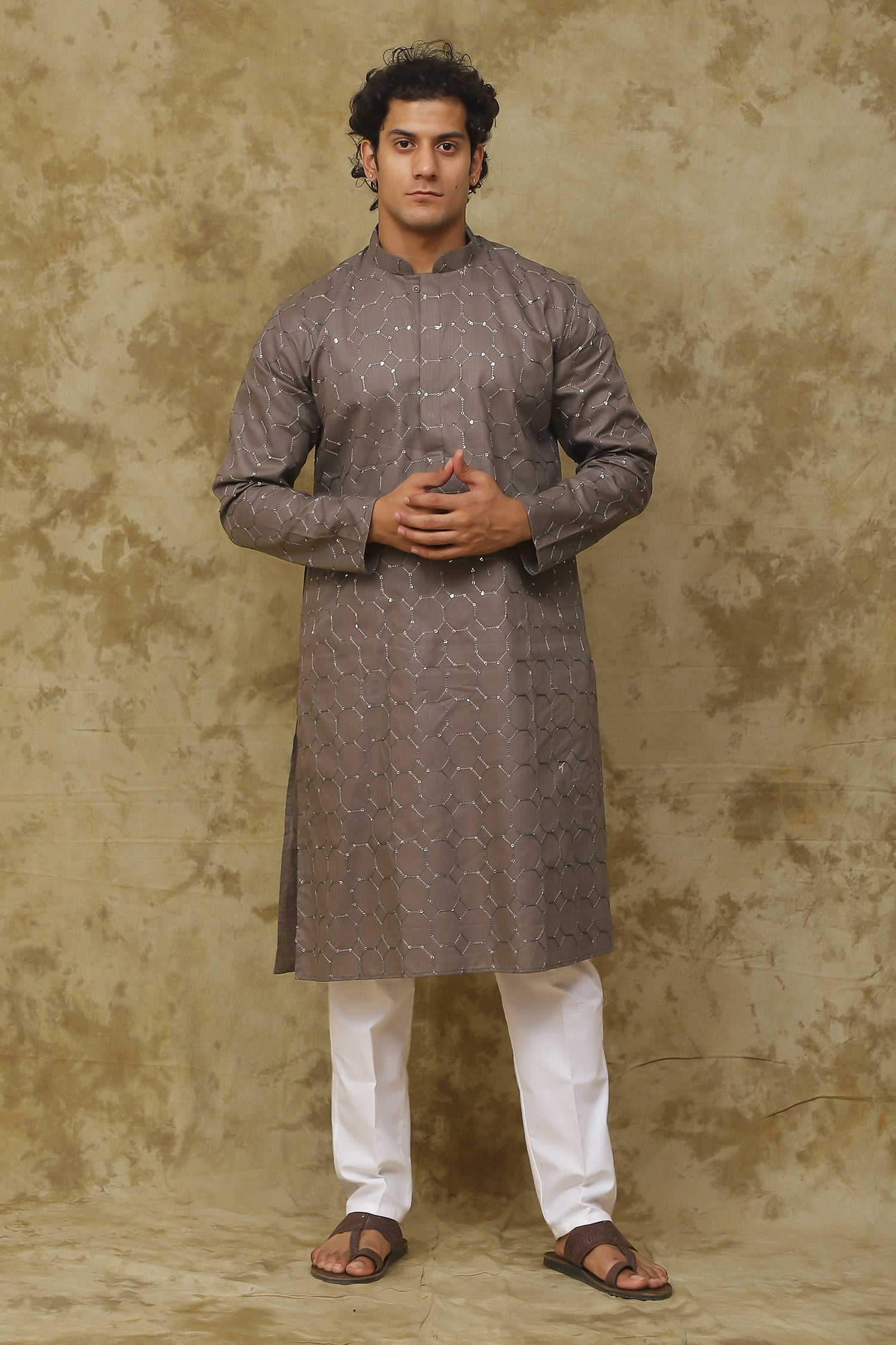 Bluesaanchi Men's Mud Octagon Sequin Threadwork Kurta Set | Swadesiicart