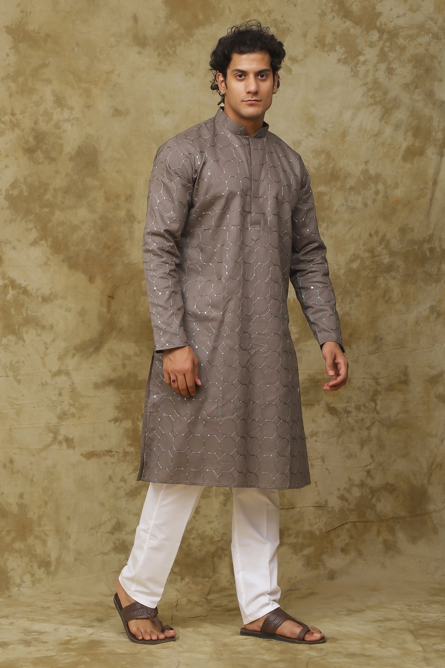 Bluesaanchi Men's Mud Octagon Sequin Threadwork Kurta Set | Swadesiicart