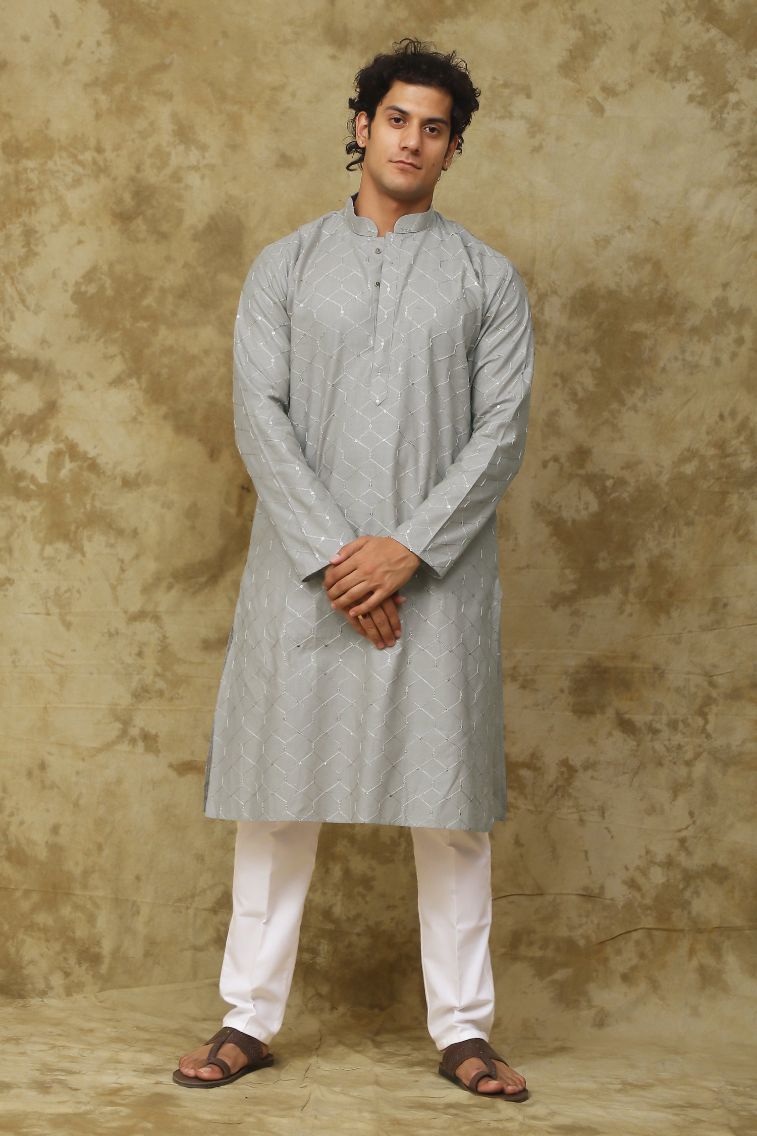 Bluesaanchi Men's Linen Threadwork Kurta Set - Creamy Grey | Swadesiicart