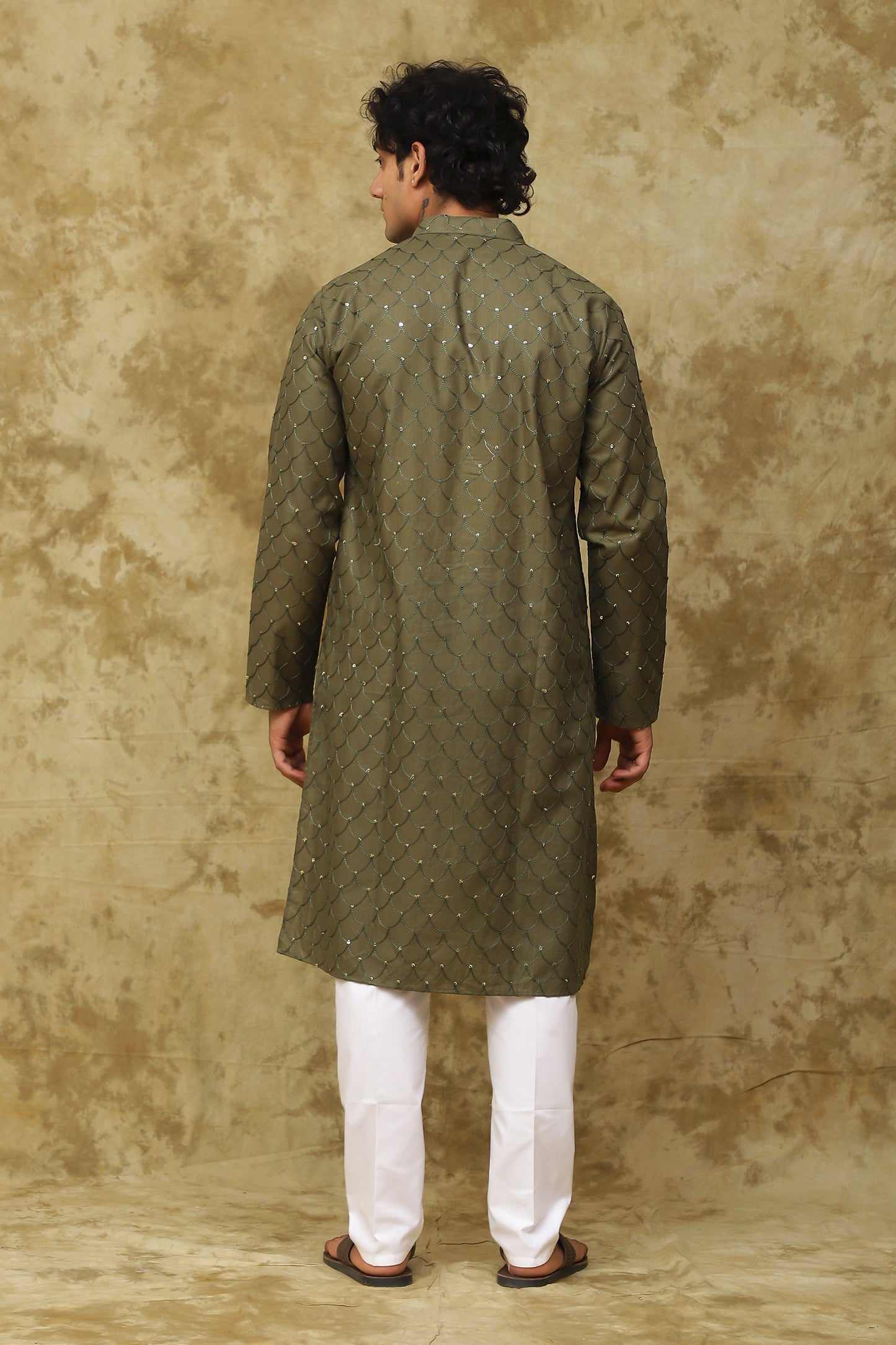 Bluesaanchi Men's Linen Threadwork Kurta Set - Dark Mehendi | Swadesiicart