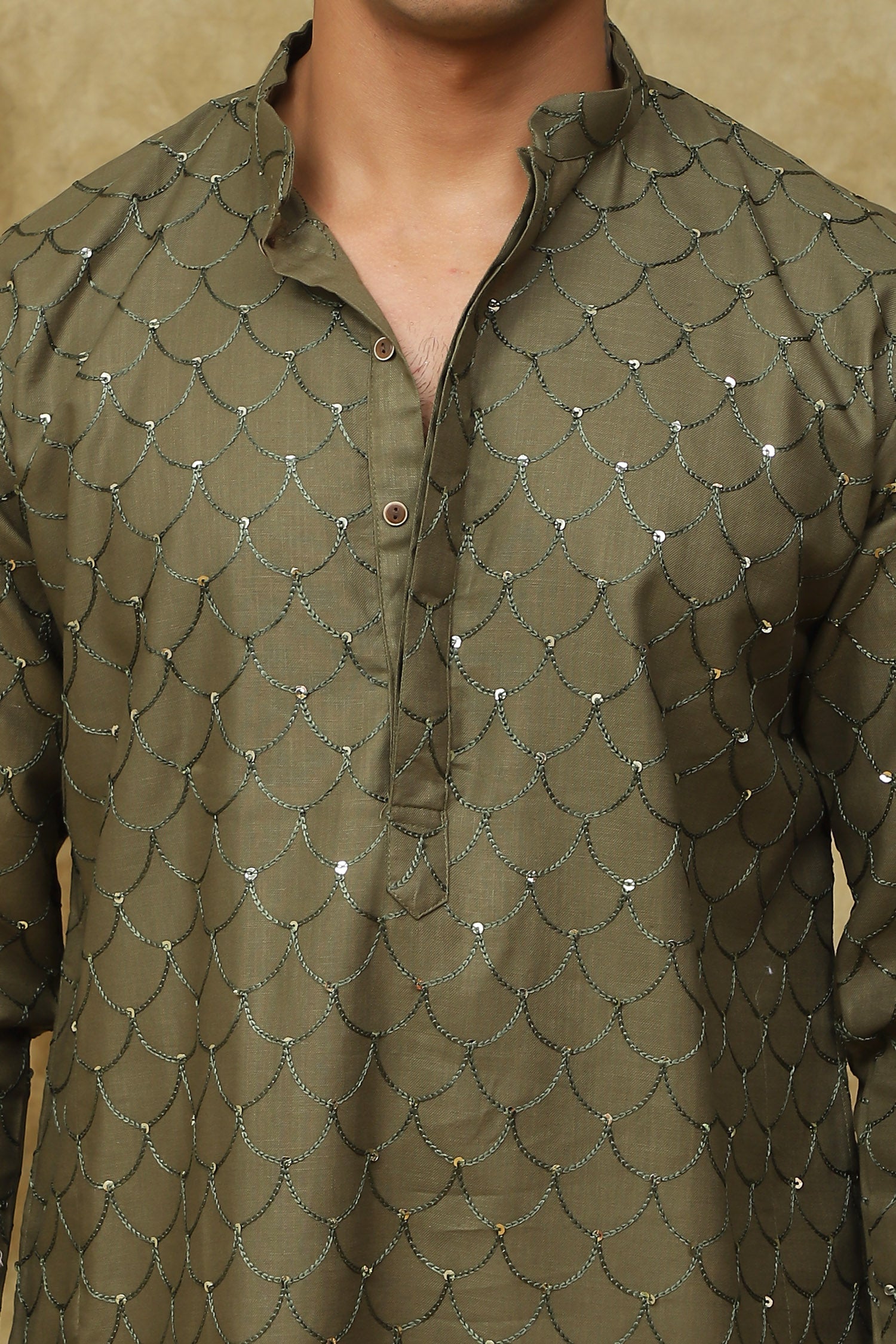 Bluesaanchi Men's Linen Threadwork Kurta Set - Dark Mehendi | Swadesiicart