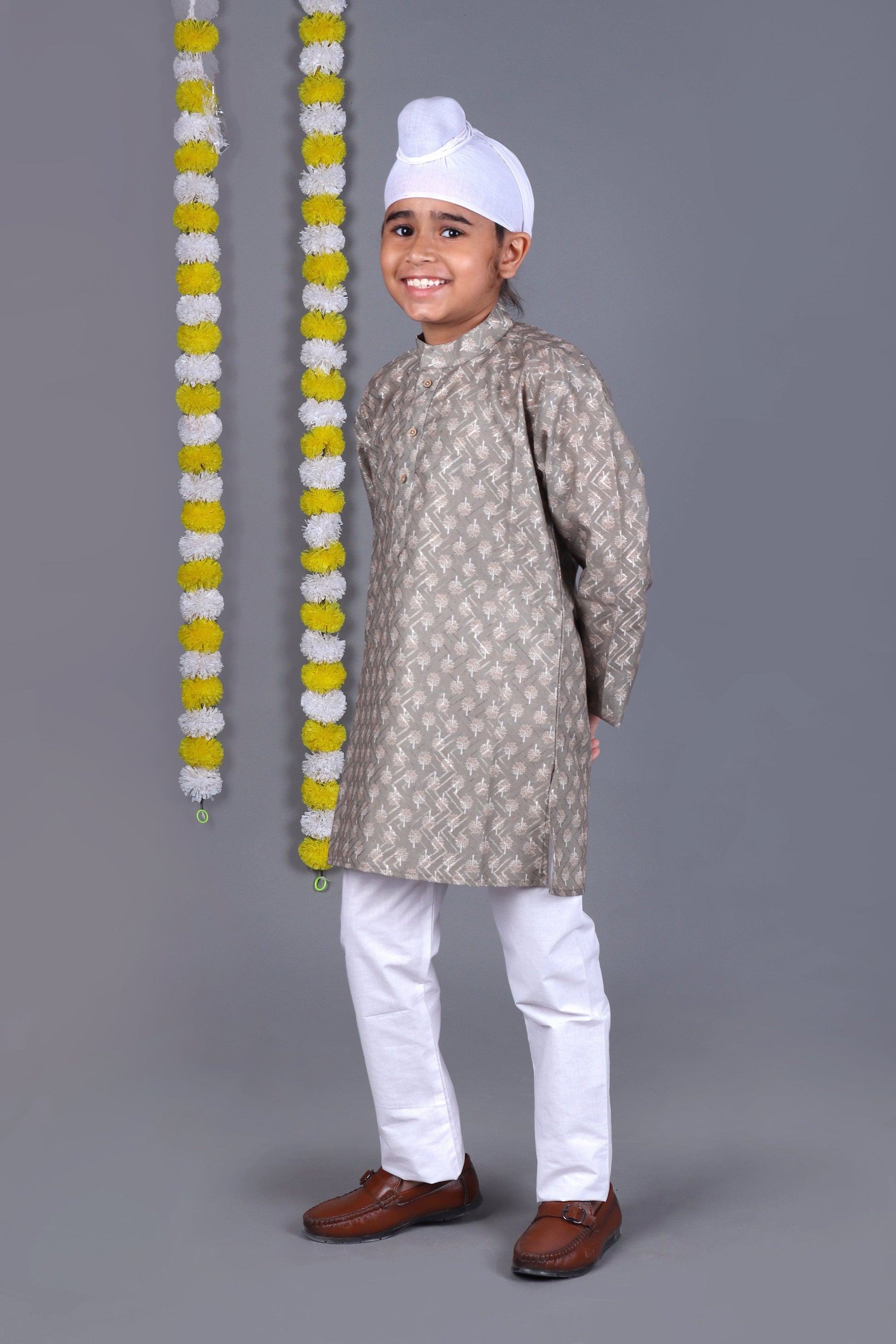 Bluesaanchi Grey Printed Kurta Set – Elegant & Classic for Your Little One | Swadesiicart