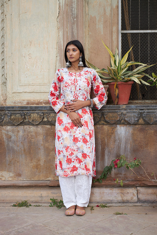 Rangreza Ethnic Leela Mulmul Chikankari Kurta Red | Swadesiicart