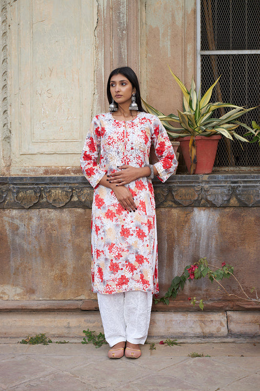 Rangreza Ethnic Leela Mulmul Chikankari Kurta Red | Swadesiicart