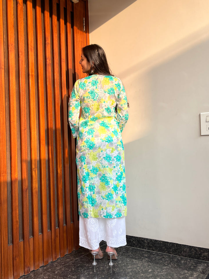 Rangreza Ethnic Leela Mulmul Chikankari Kurta Green | Swadesiicart