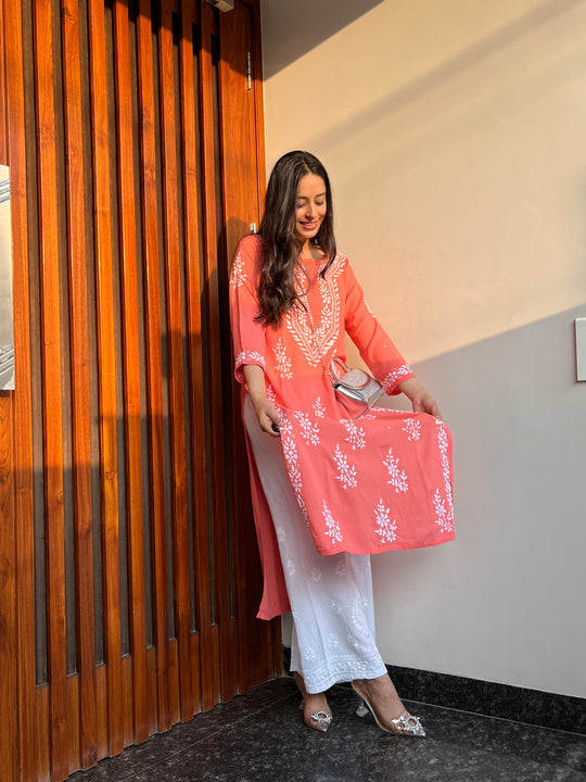 Rangreza Ethnic Liya Chikankari Rayon Kurta Peach | Swadesiicart