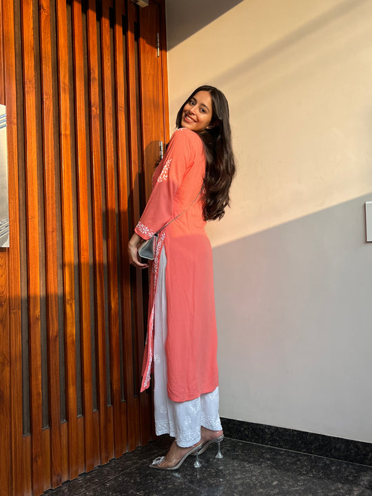 Rangreza Ethnic Liya Chikankari Rayon Kurta Peach | Swadesiicart