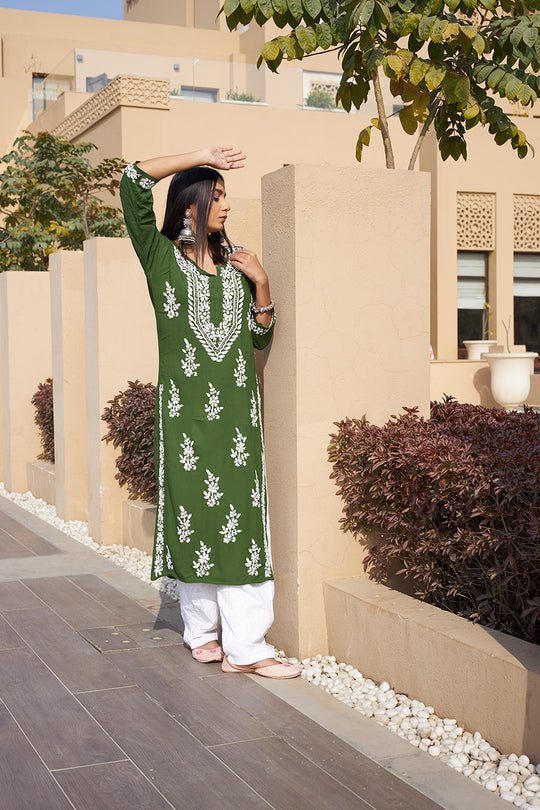 Rangreza Ethnic Liya Chikankari Rayon Kurta Green | Swadesiicart