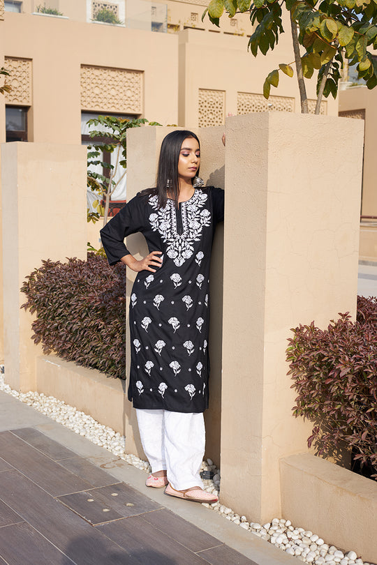 Rangreza Ethnic Chikankari Rayon Kurta Black | Swadesiicart