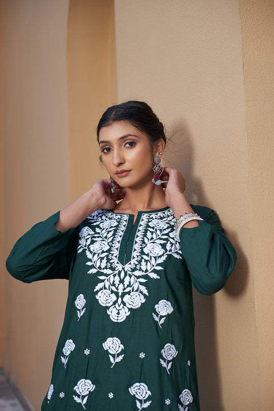 Rangreza Ethnic Chikankari Rayon Kurta Green | Swadesiicart