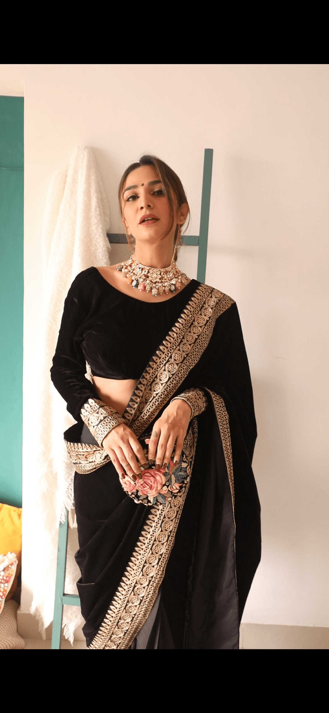 trueBrowns Velvet Silk Embroidered Ready Pleated Saree | Swadesiicart