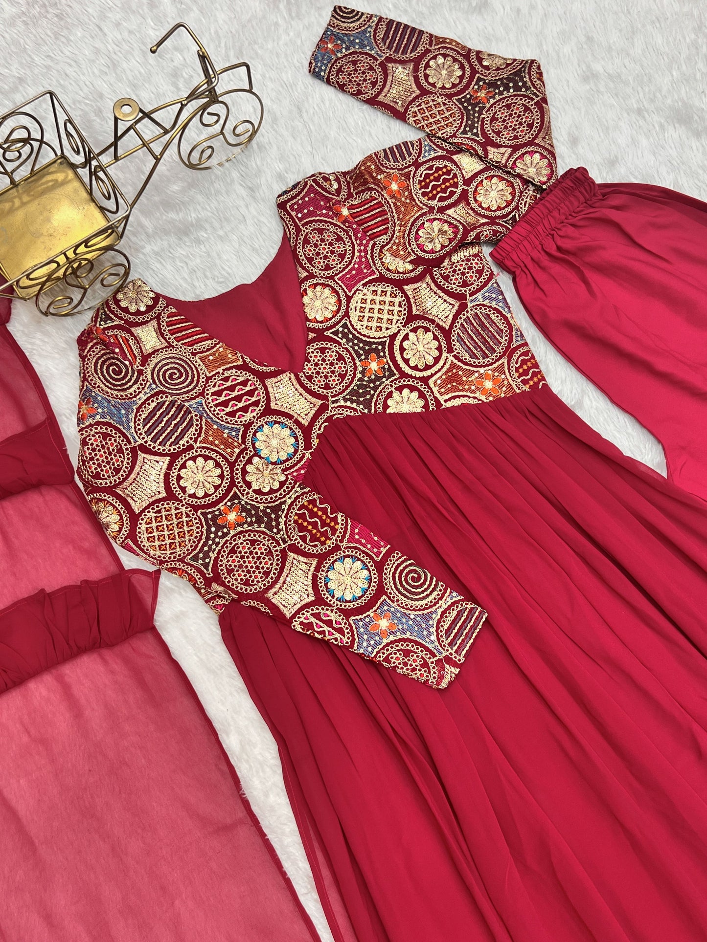 Lorenvalley Fashion Red Heavy Soft Georgette With Embroidered Work Fully Flared Anarkali Pant With Dupatta Set - Red | Swadesiicart