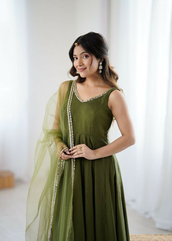Joban Fashion Mehndi Kurta Set Chanderi Sequence Embroidery Work - Swadesiicart