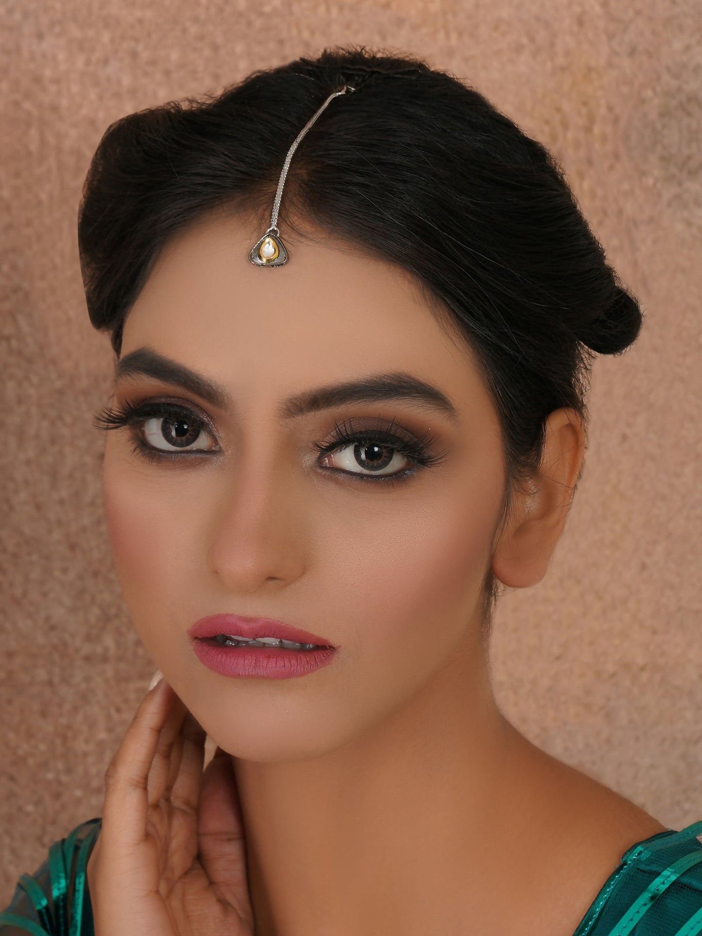 Dual Tone Kundan Maang Tikka (silver) - Ruby Raang | Swadesiicart