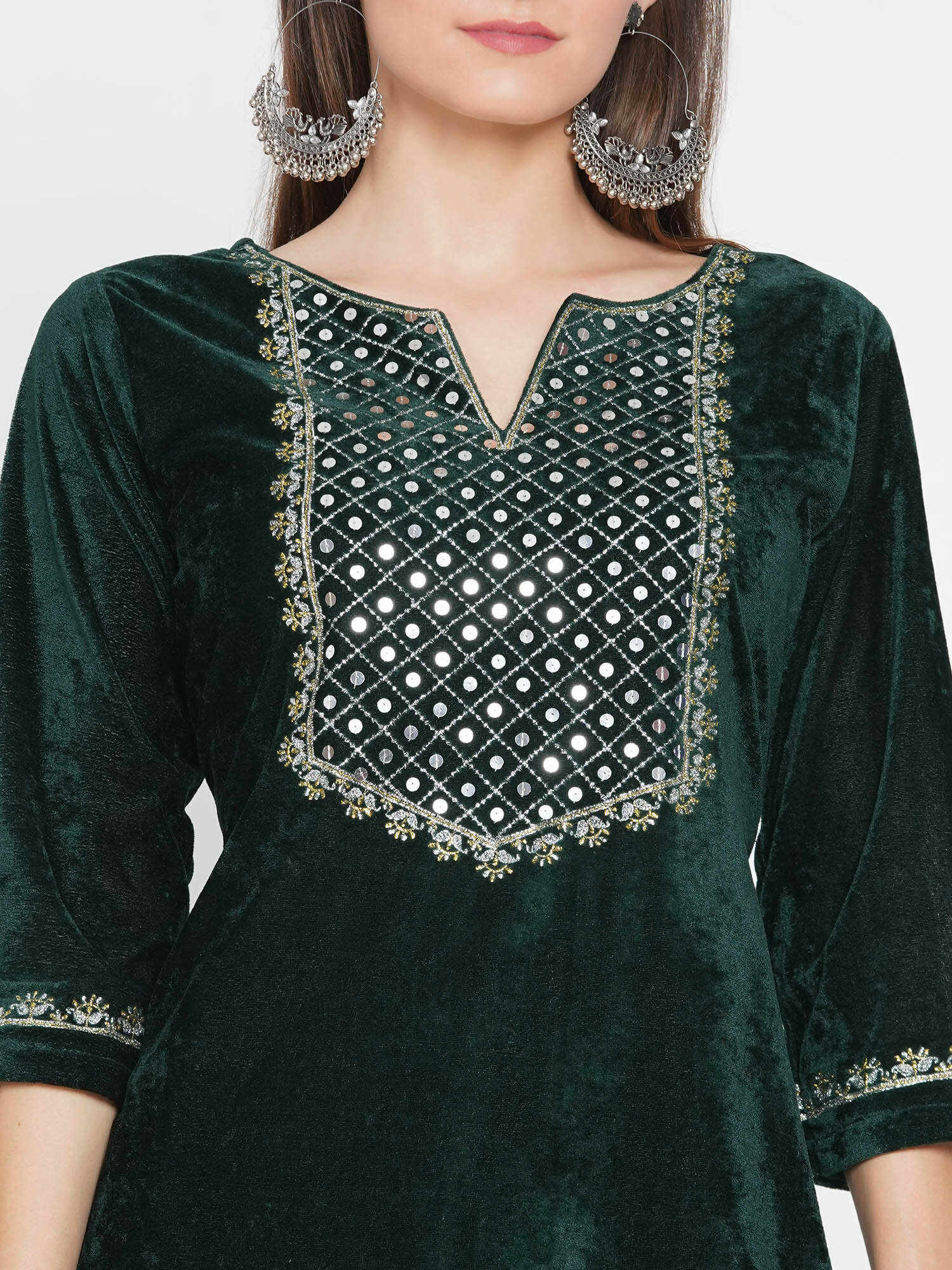 Women Republic Green Velvet Embroidered Kurta With Pant | Swadesiicart