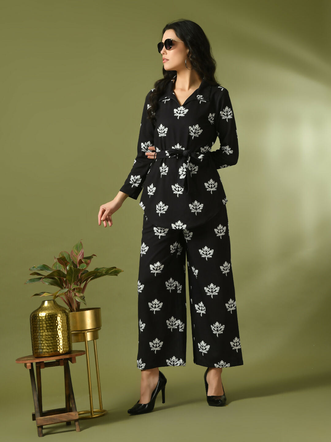 Myshka Women's Black Printed Polo Collar Party Top With Trousers Co-ord set - Swadesiicart