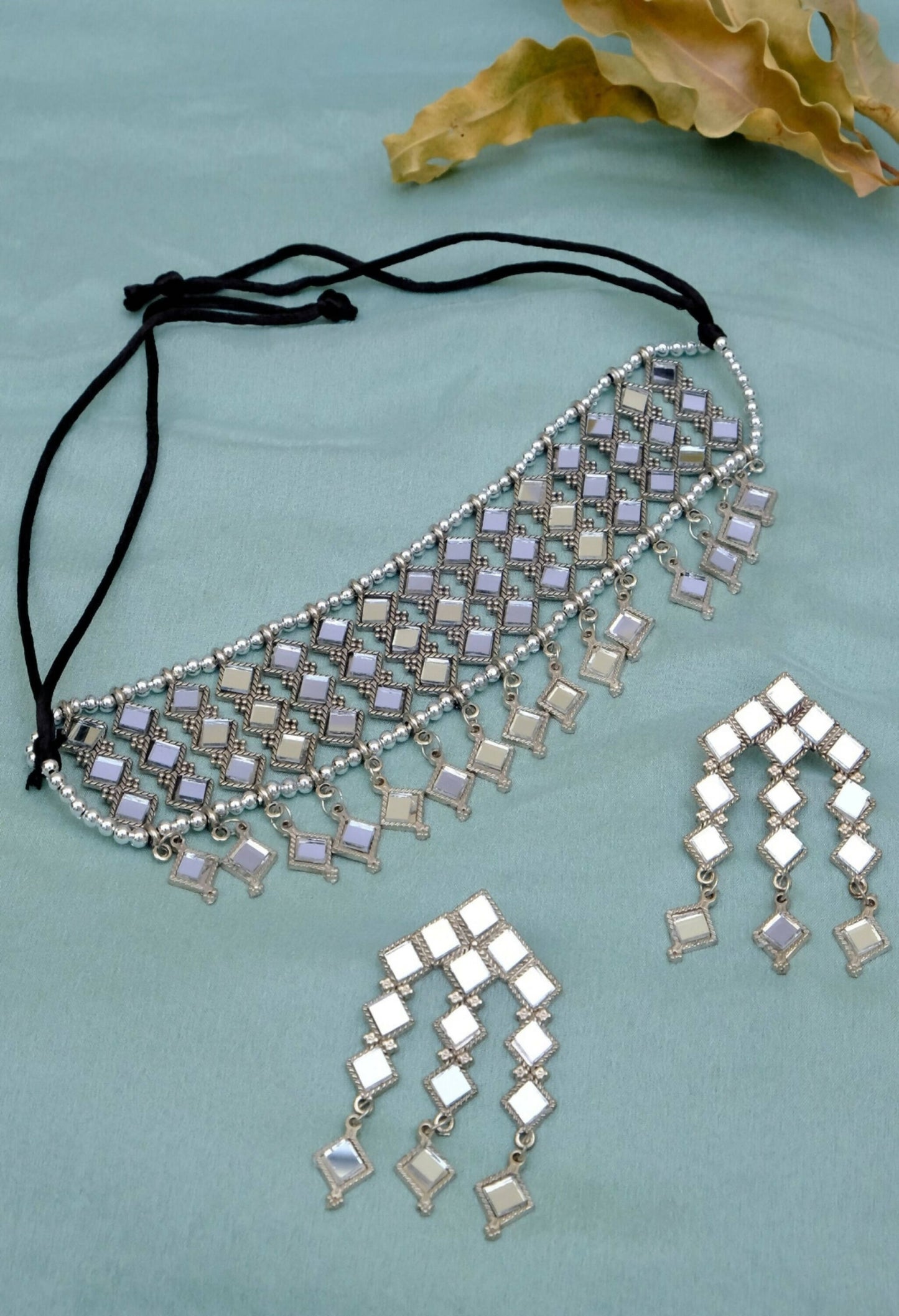 Mominos Fashion Johar Kamal Oxidised Silver-Plated Alloy Finish Mirror Choker For Women | Swadesiicart